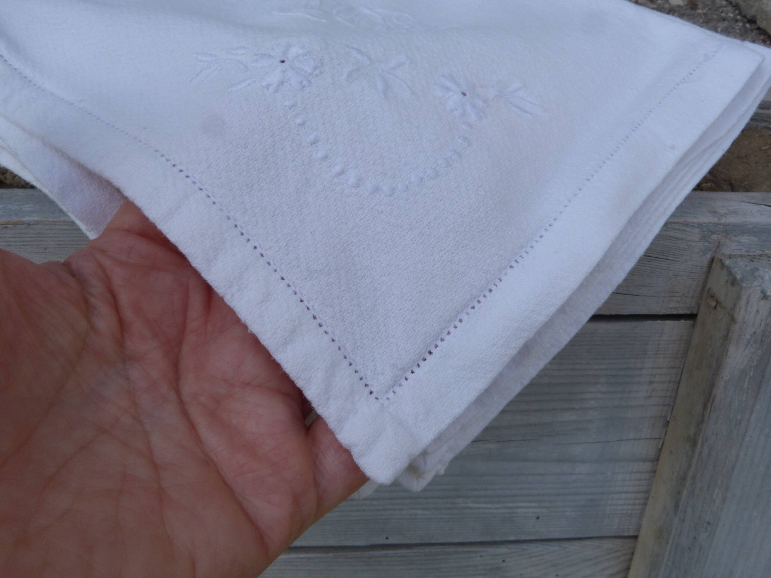 Set of 6 old 1900 napkins in white damask linen with hand-embroidered monogram