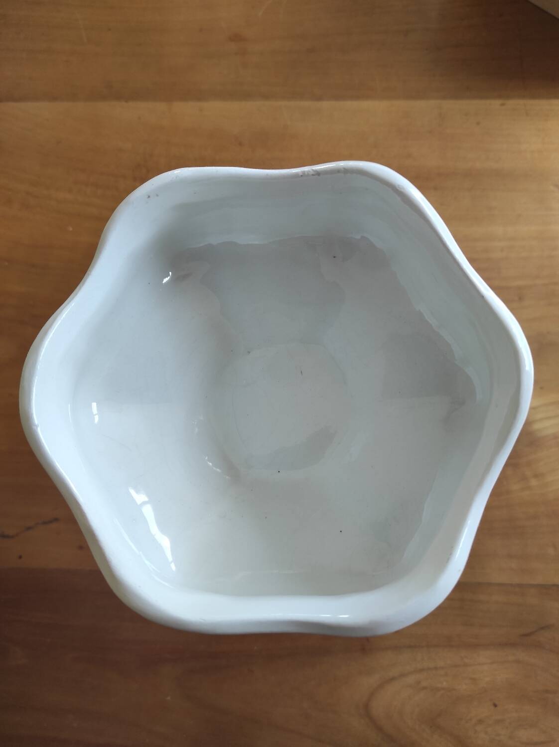 Earthenware cup signed Bassano