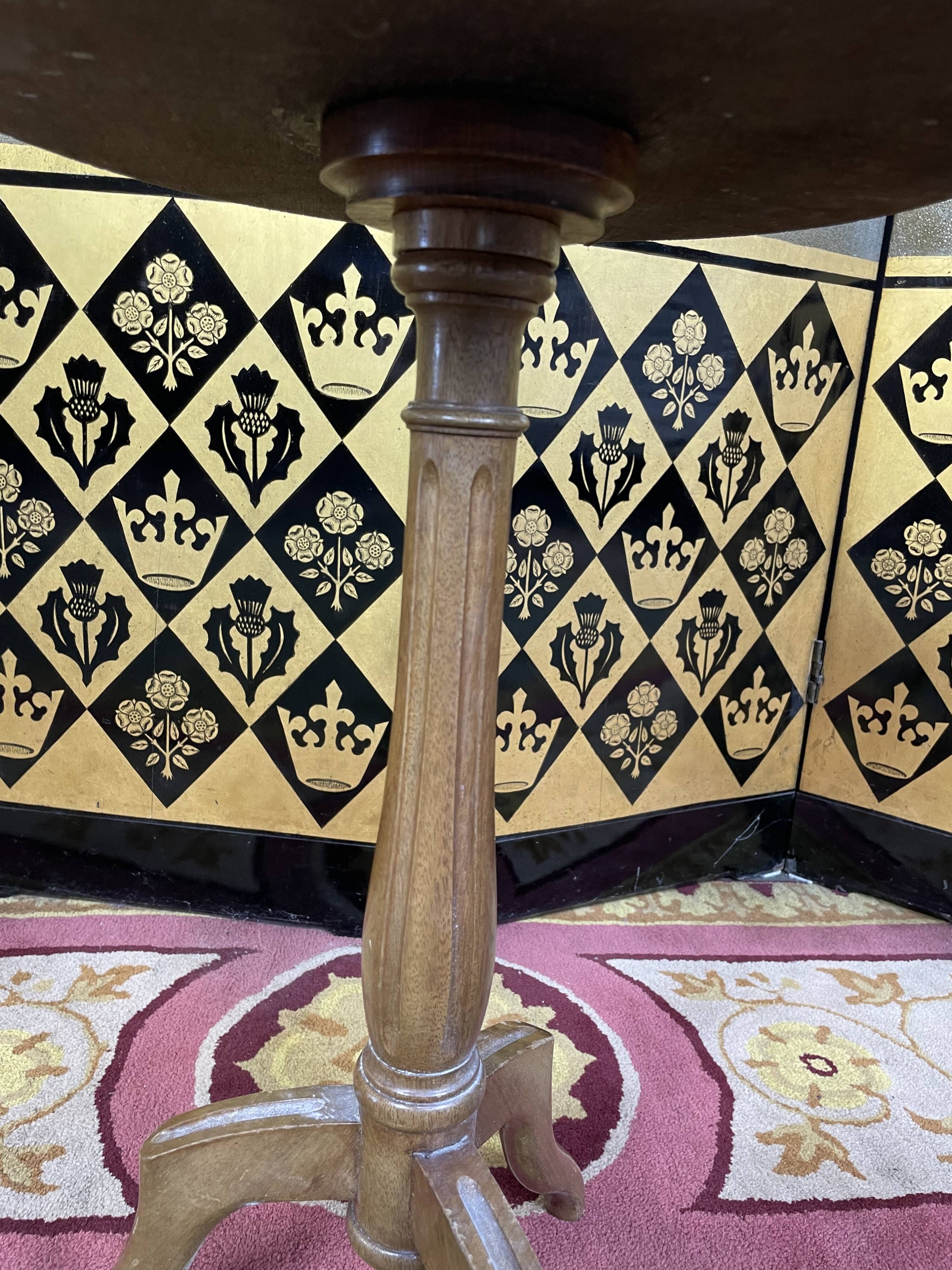 Tripod pedestal table with gallery and marble