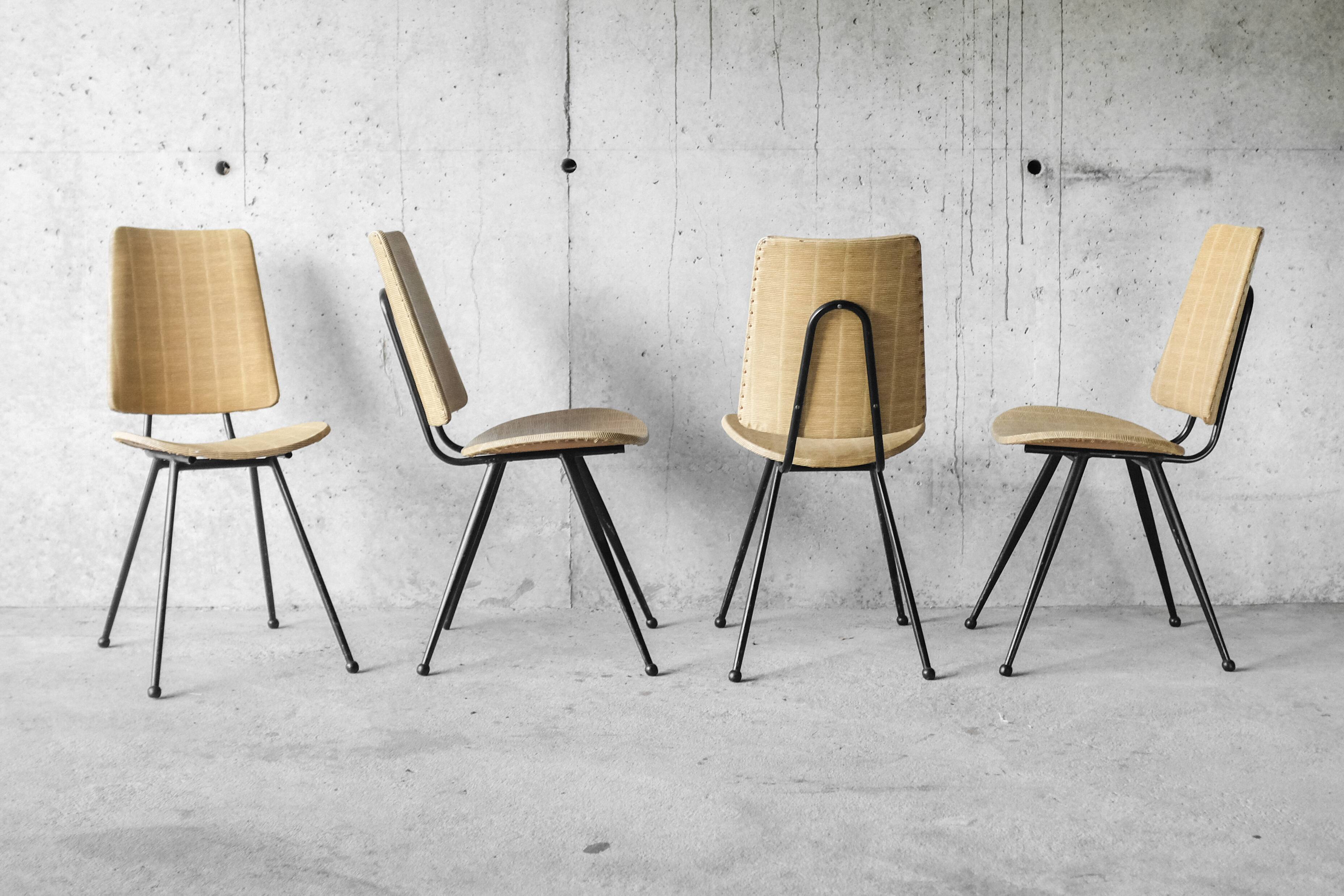 Set of 4 vintage compass feet chairs - 1960