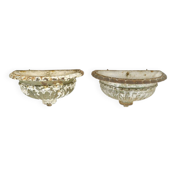 Pair of Medici cast iron wall-mounted basins