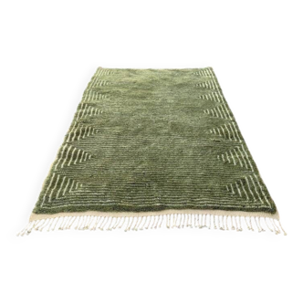 Handmade traditional artisan Beni Ourain rug, size 1.4/2.6 m.