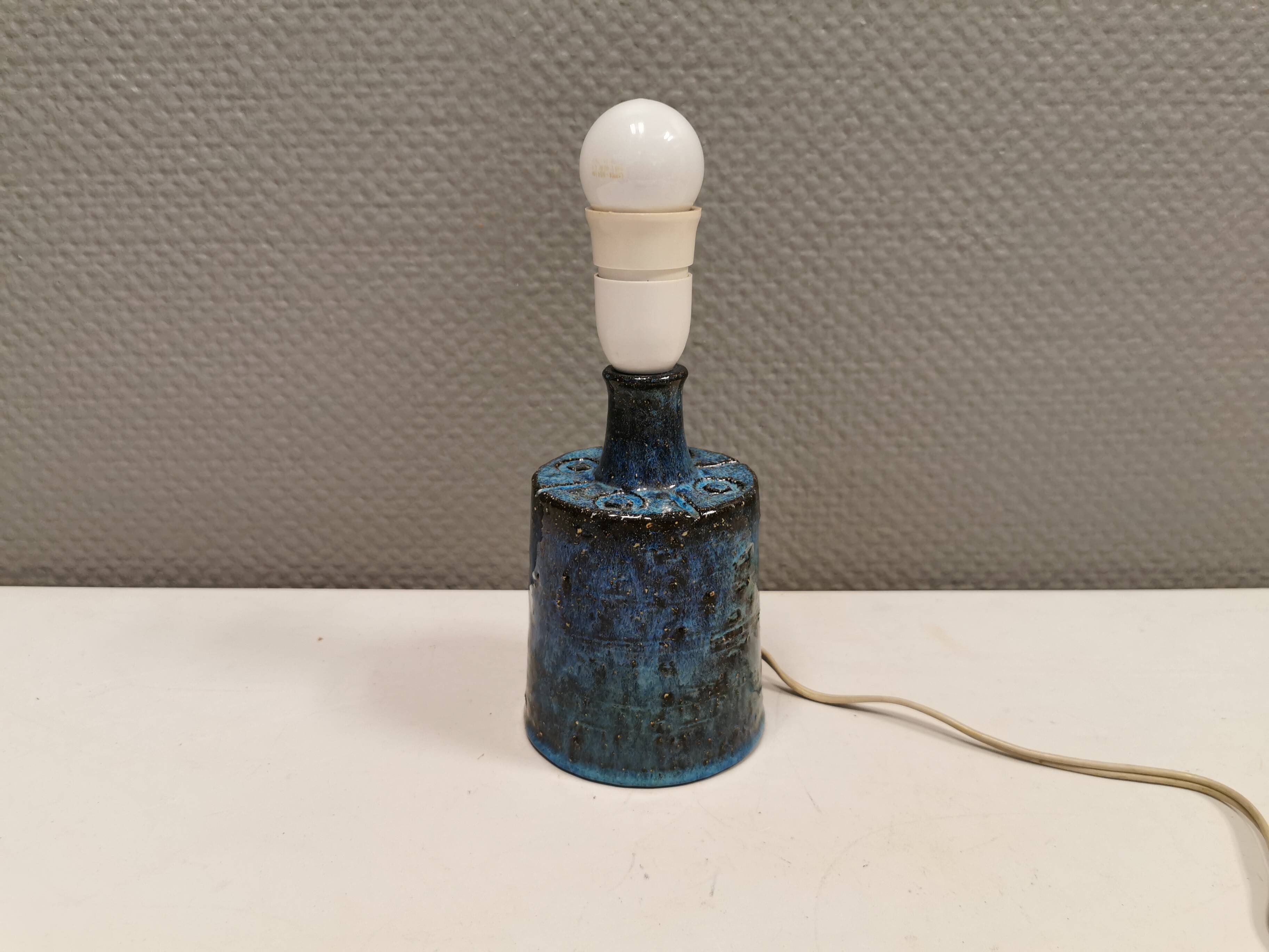 Small table lamp in ceramic, from Danish Sejer Ceramics, estimated 1970s.