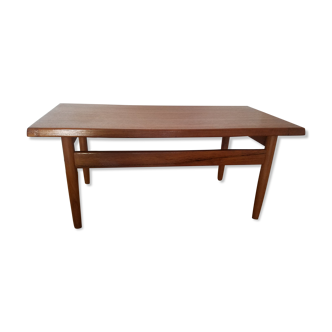 Table en teck dannoise, année 1960. Fabriquée au Danemark