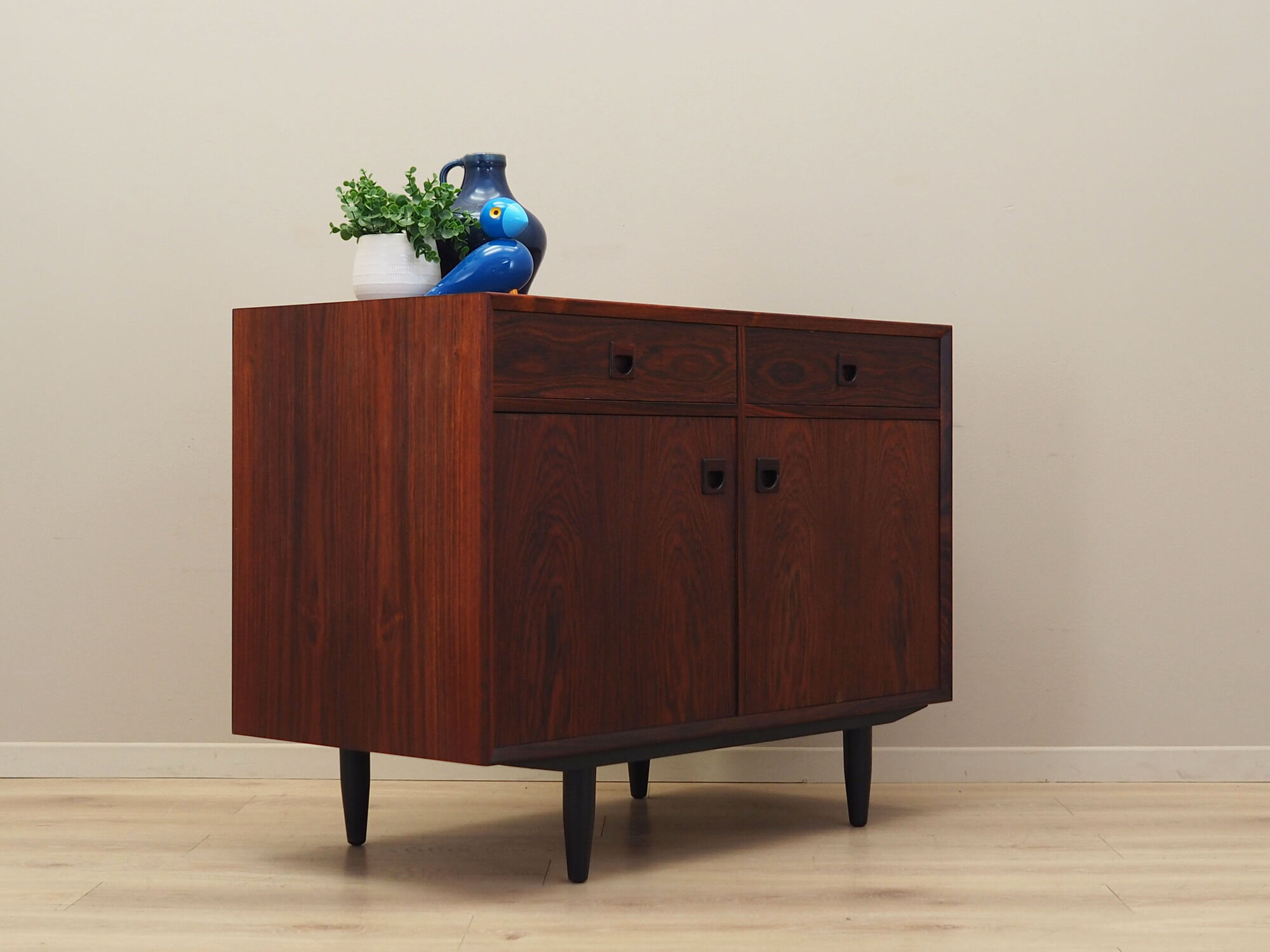 Buffet en palissandre, design danois, années 1960, fabricant: Brouer