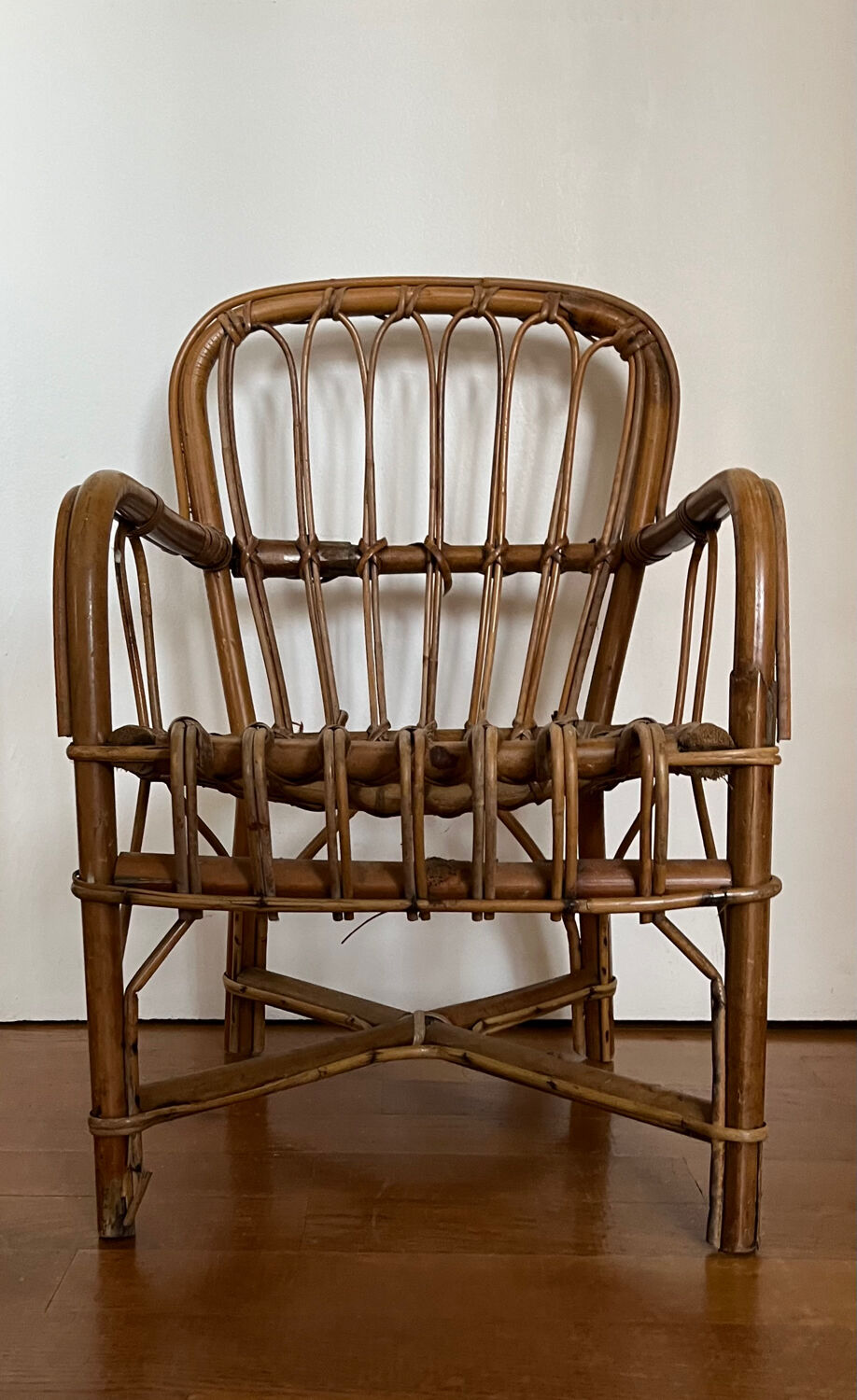 Fauteuil d’enfant en rotin