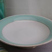 Coupe sur pied en porcelaine