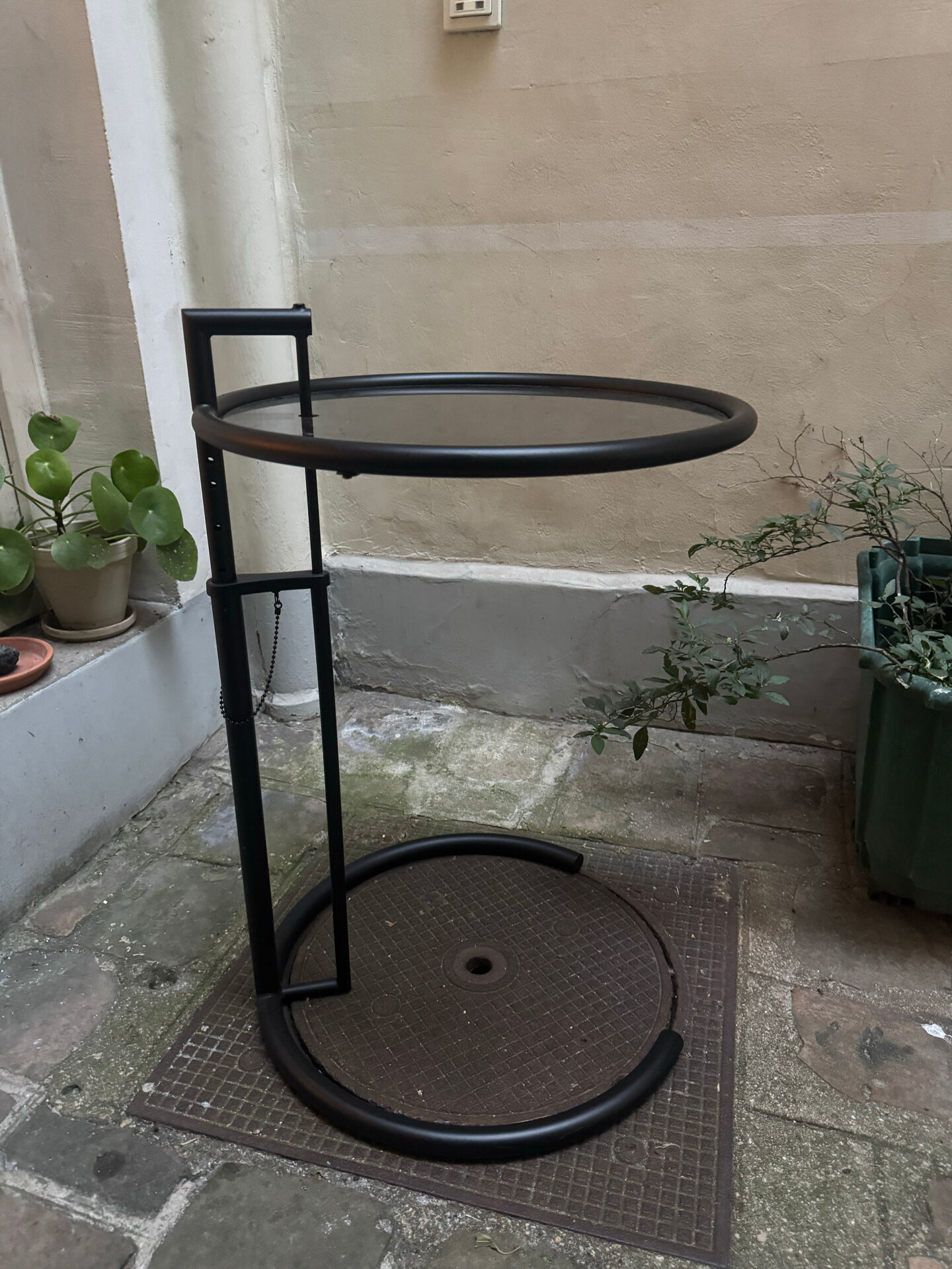 Eileen Gray Table