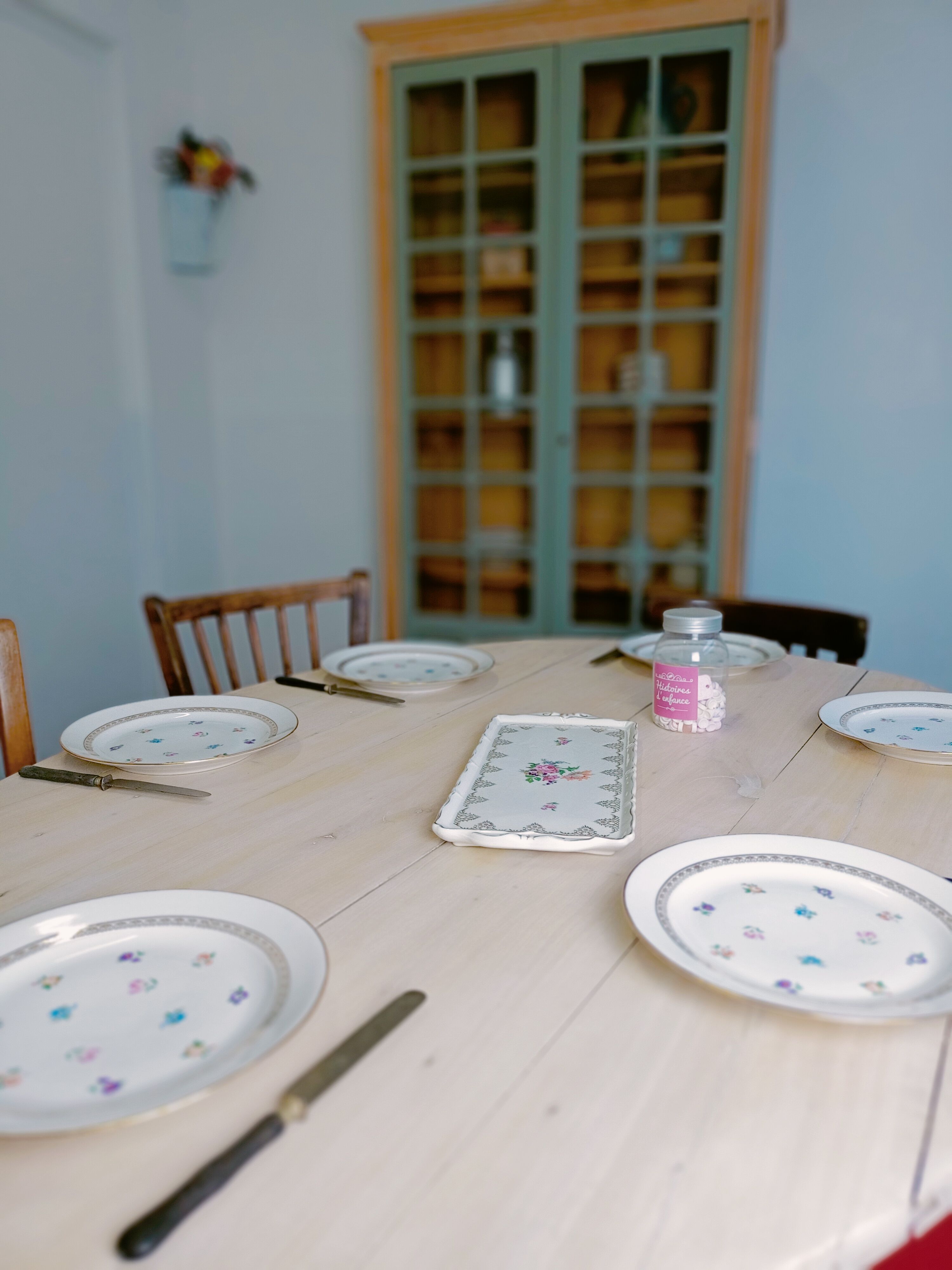 6 Limoges porcelain plates