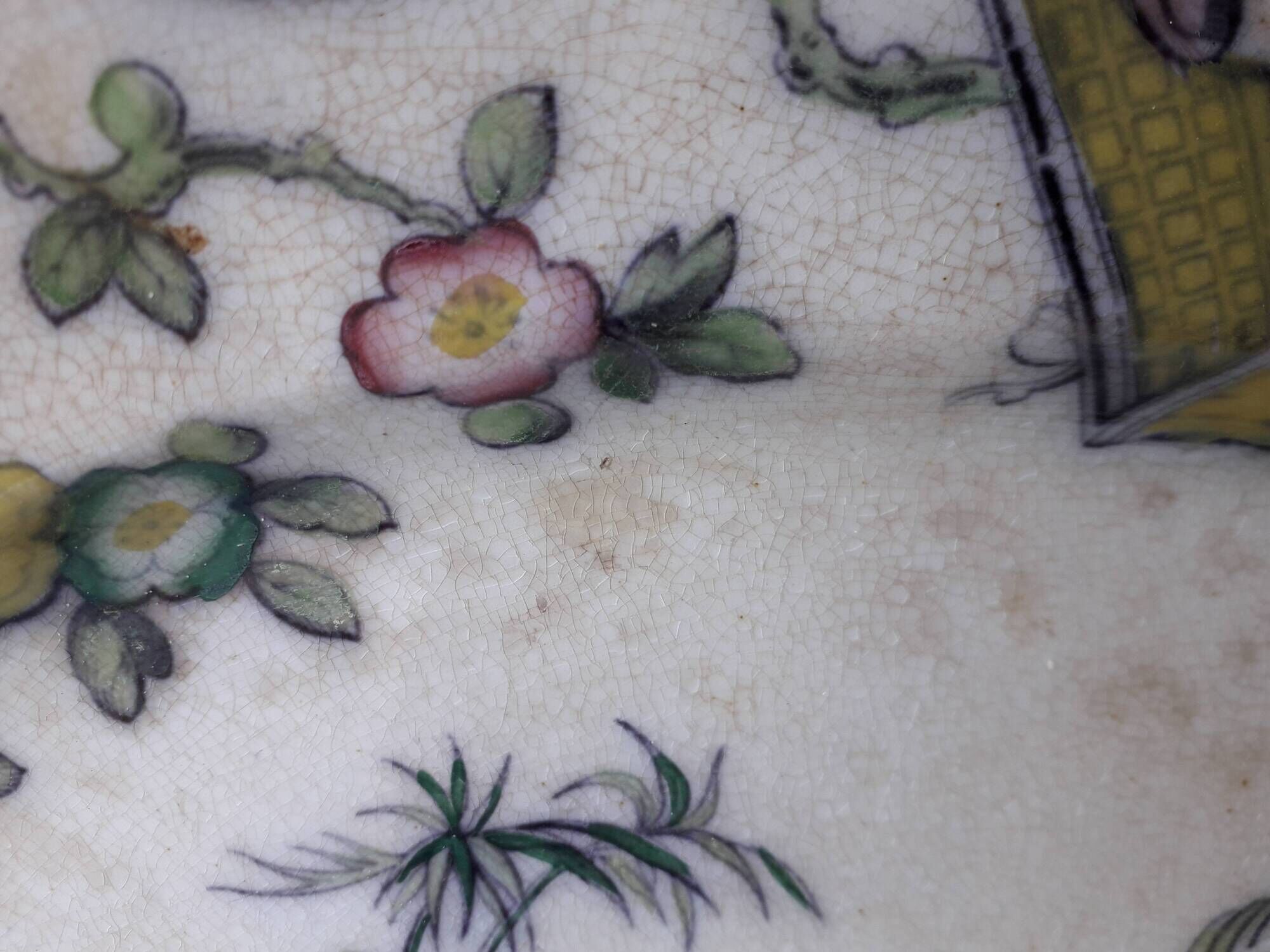 Japanese-style serving dish