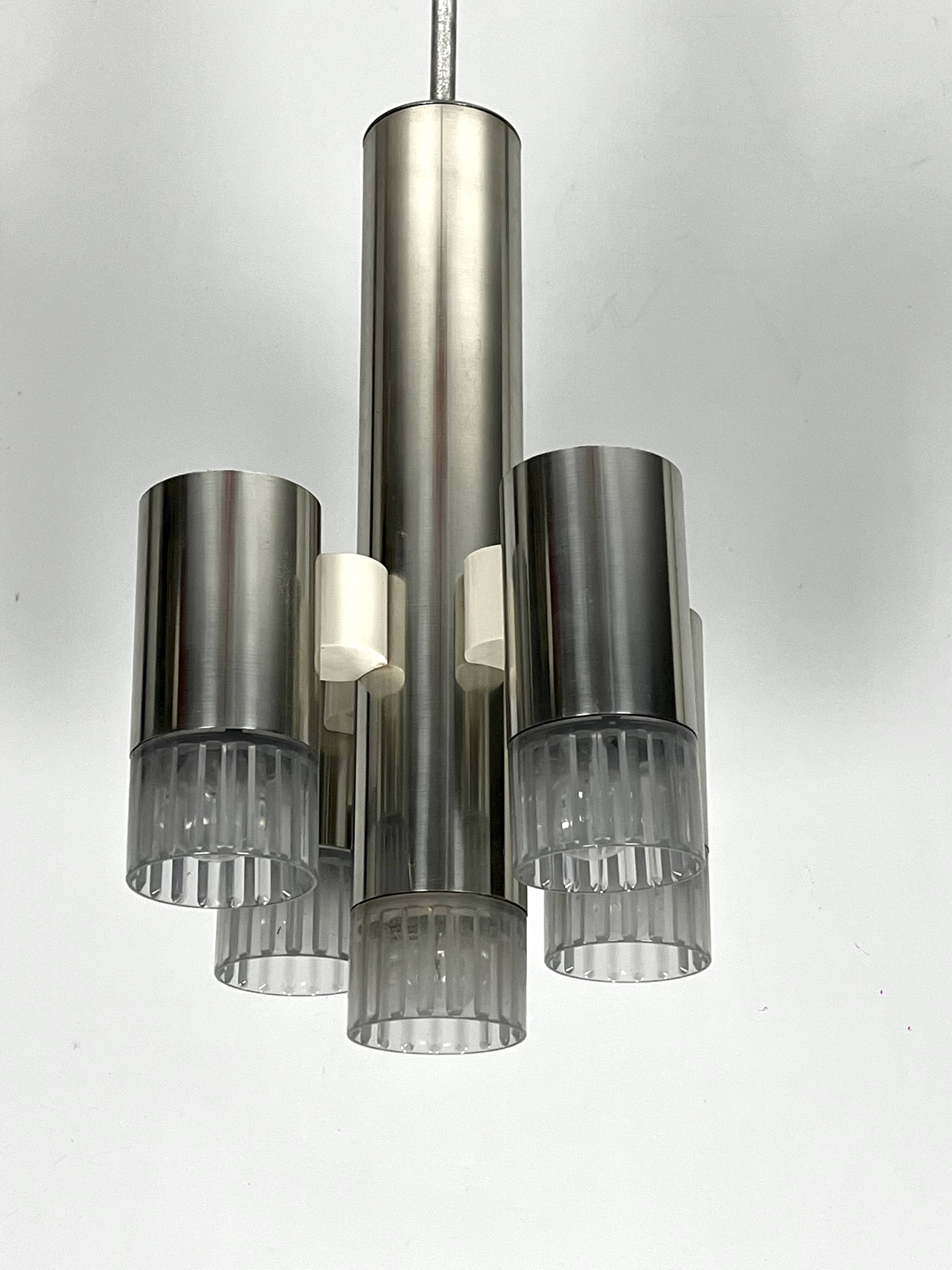 Sciolari geometric chrome and plexiglass 5 lights chandelier. Italy 1970s