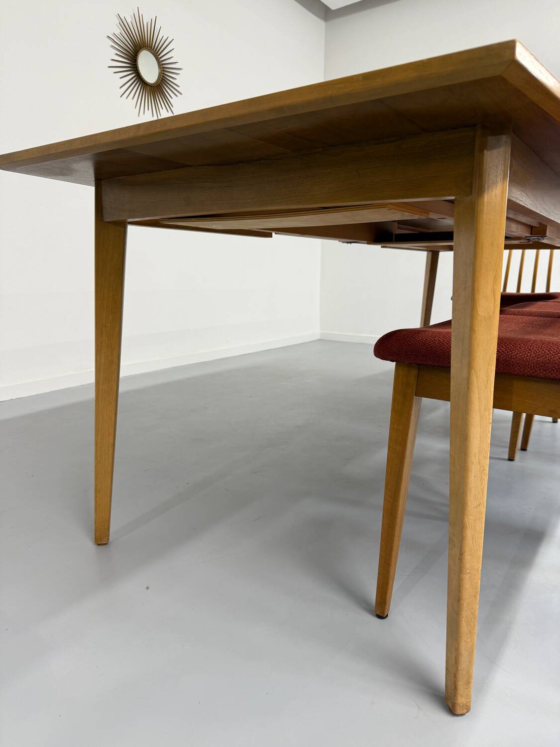 Table de repas à rallonges en hêtre massif design scandinave années 70