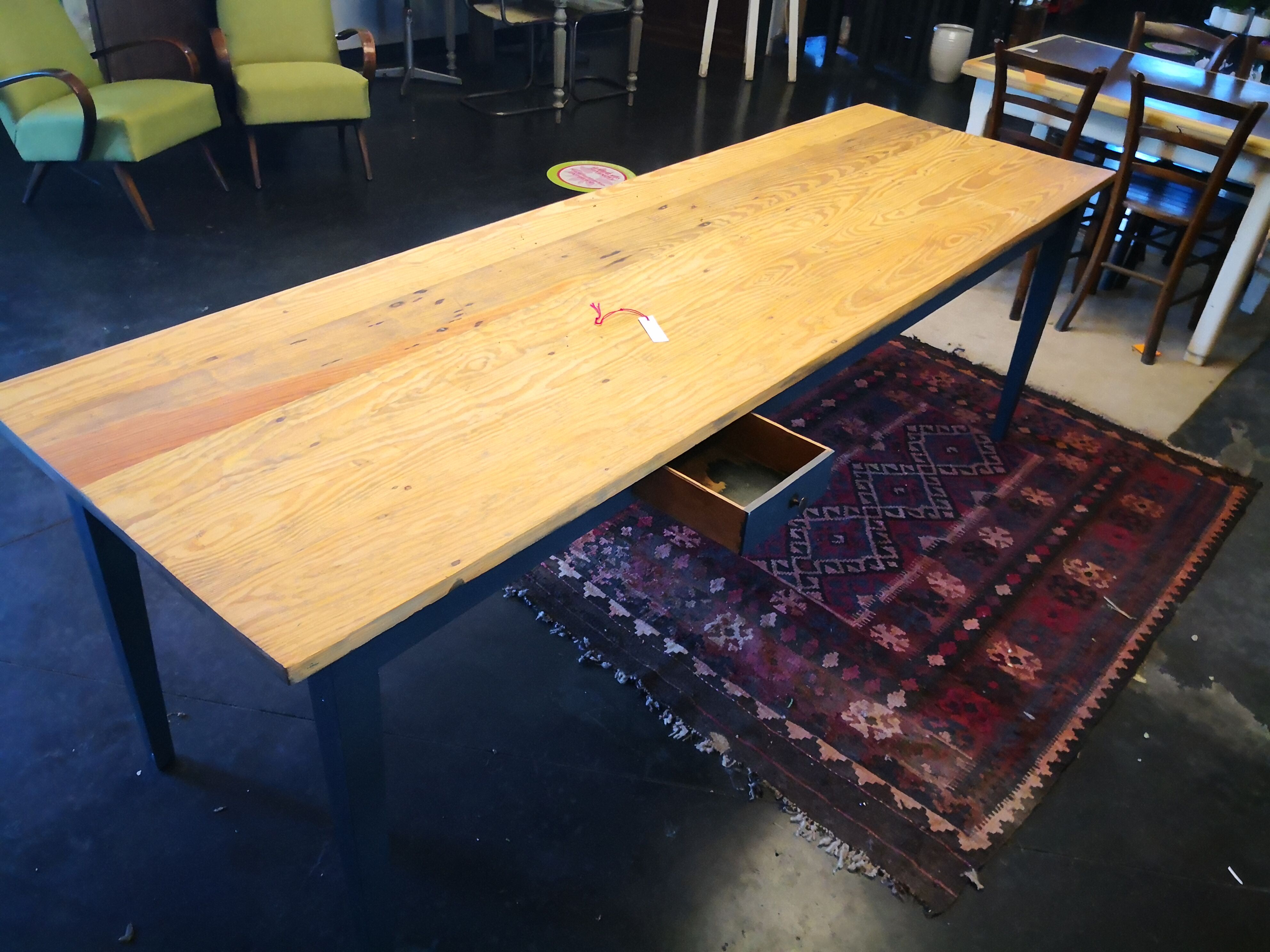 Vintage table, 2,40m, 8 people