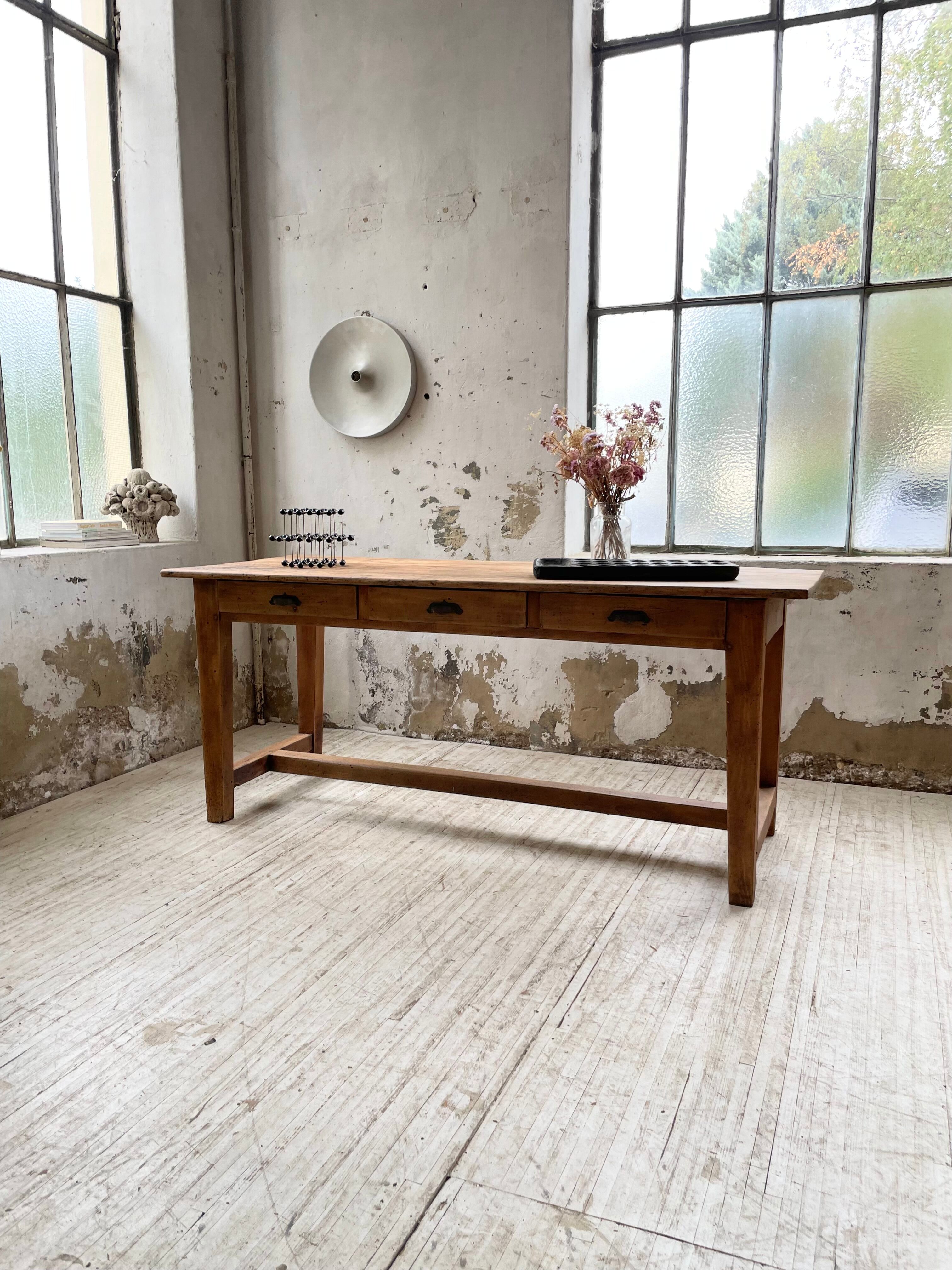 Oak island farmhouse table 2m