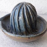 Stoneware lemon squeezer