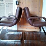 Deux fauteuils cuir et chrome 1970