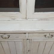 Placard victorien ancien en bois dur peint à la main