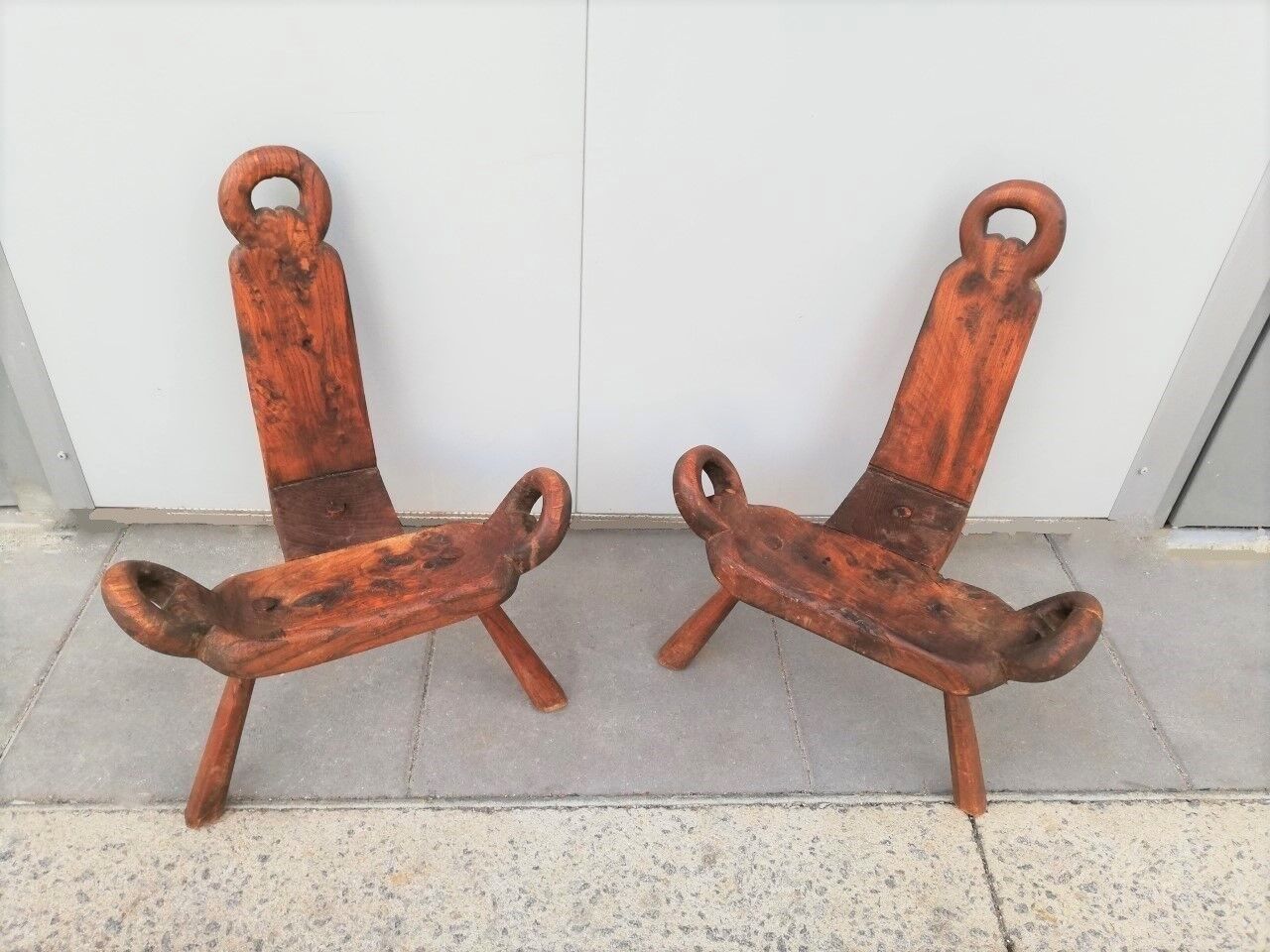 Paire de tabourets de traite brutalistes