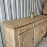 Beau buffet 3 portes chêne massif