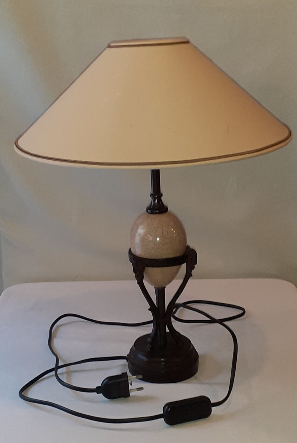 Vintage ostrich egg lamp