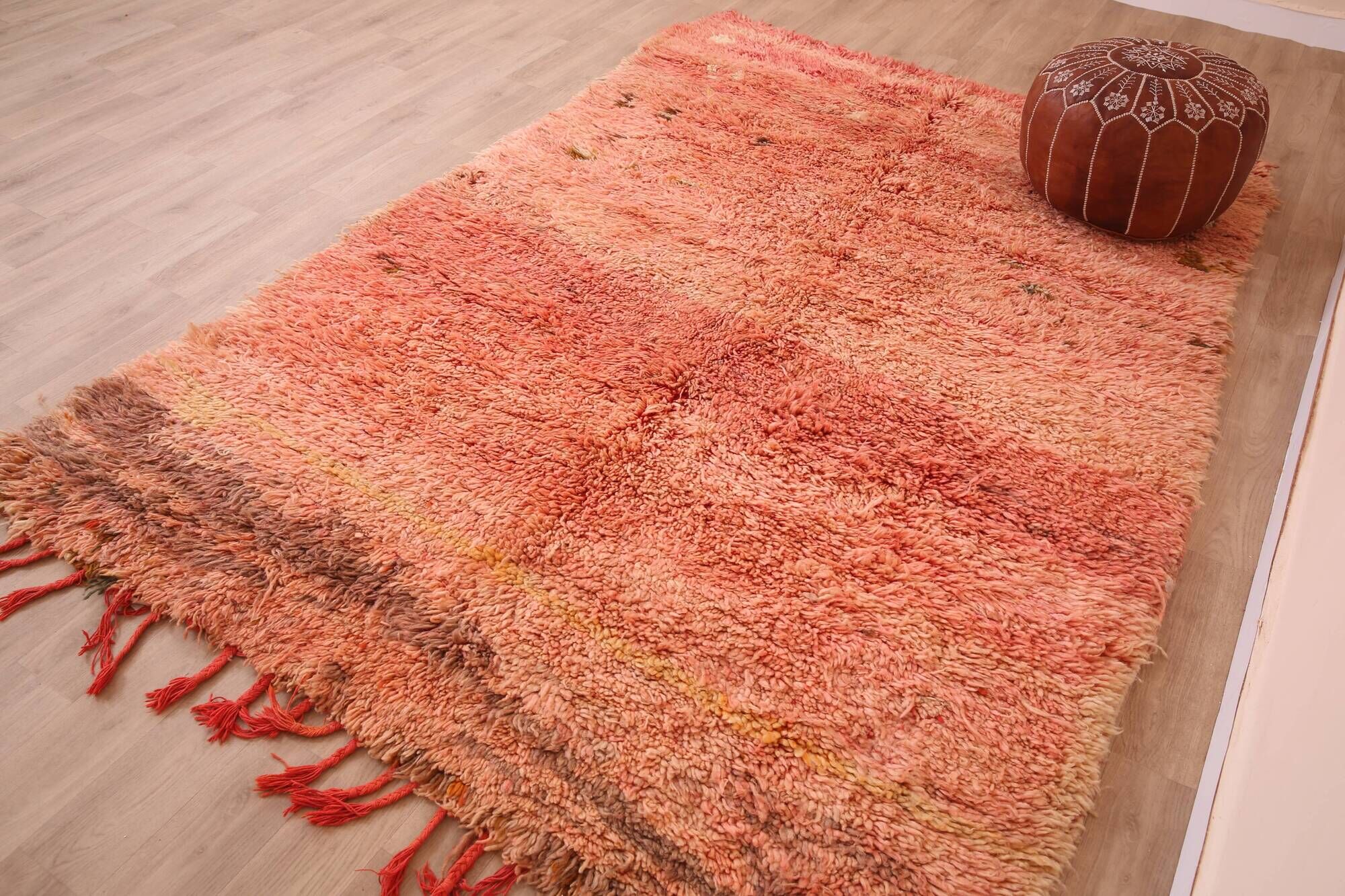 Peach Vintage Moroccan 175 x 246 cm, Berber Wool Rug Handmade, Boho Rug