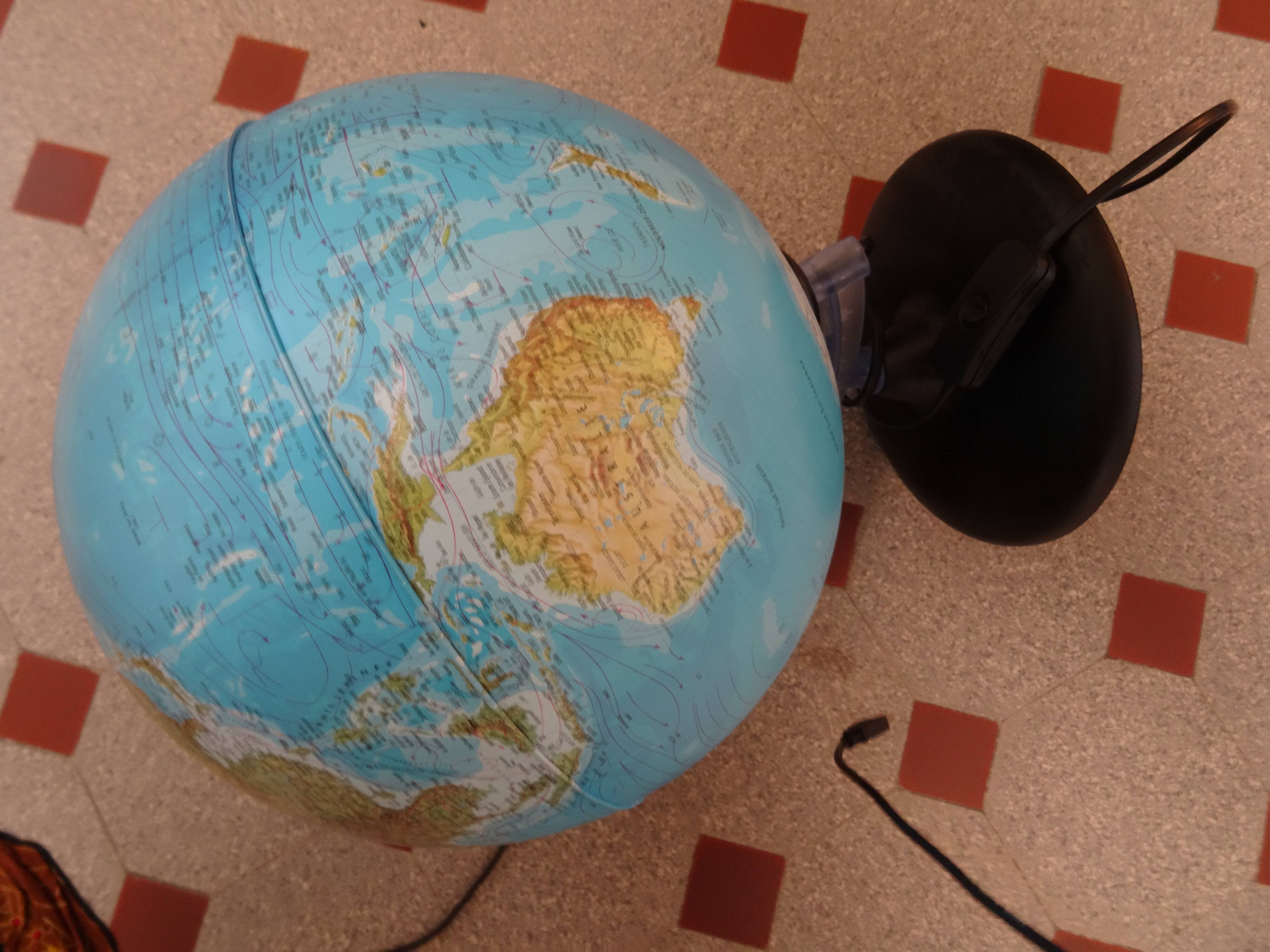 World map lamp