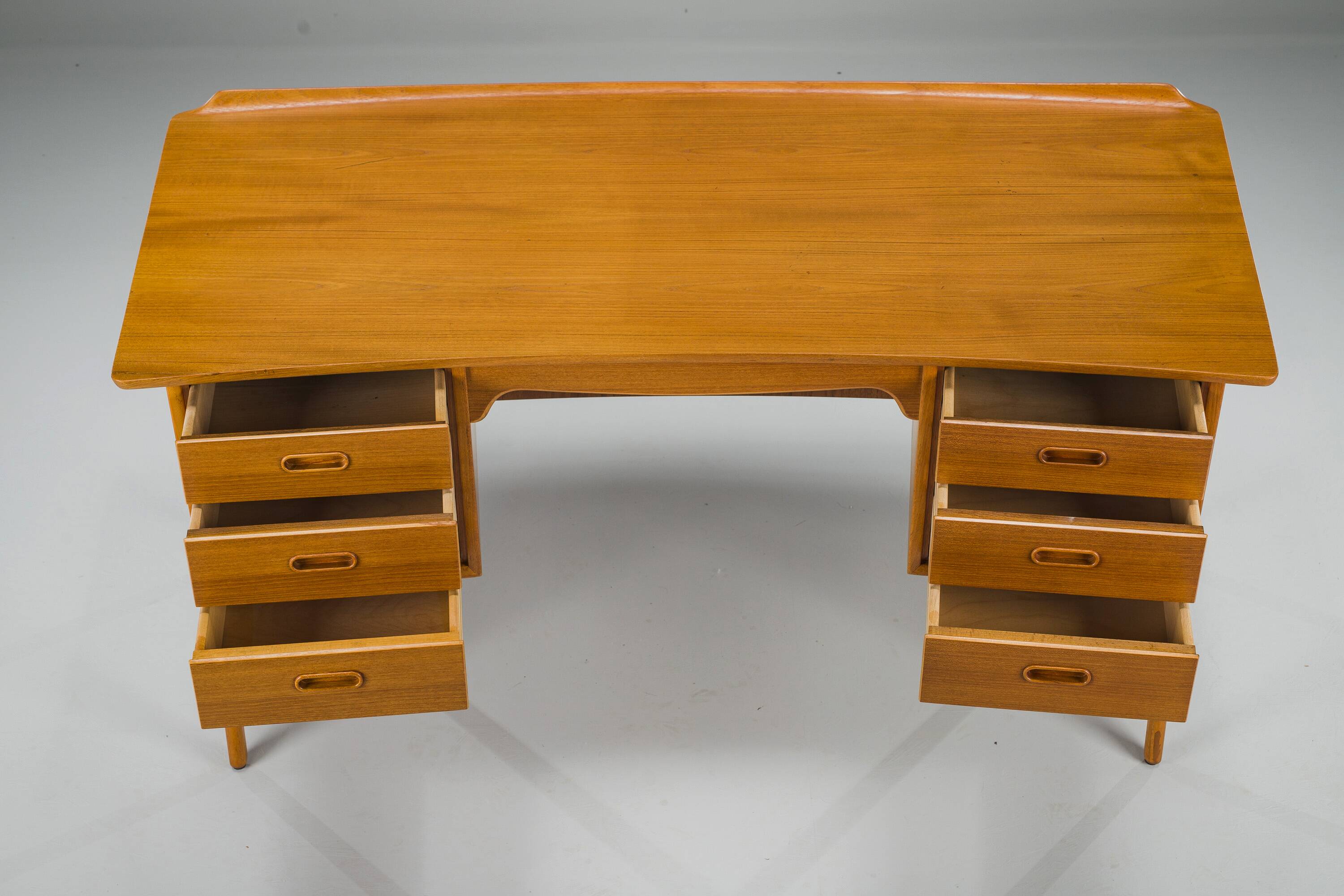 Mid-Century Danish Teak Desk by Svend Åge Madsen for Sigurd Hansen, 1950s