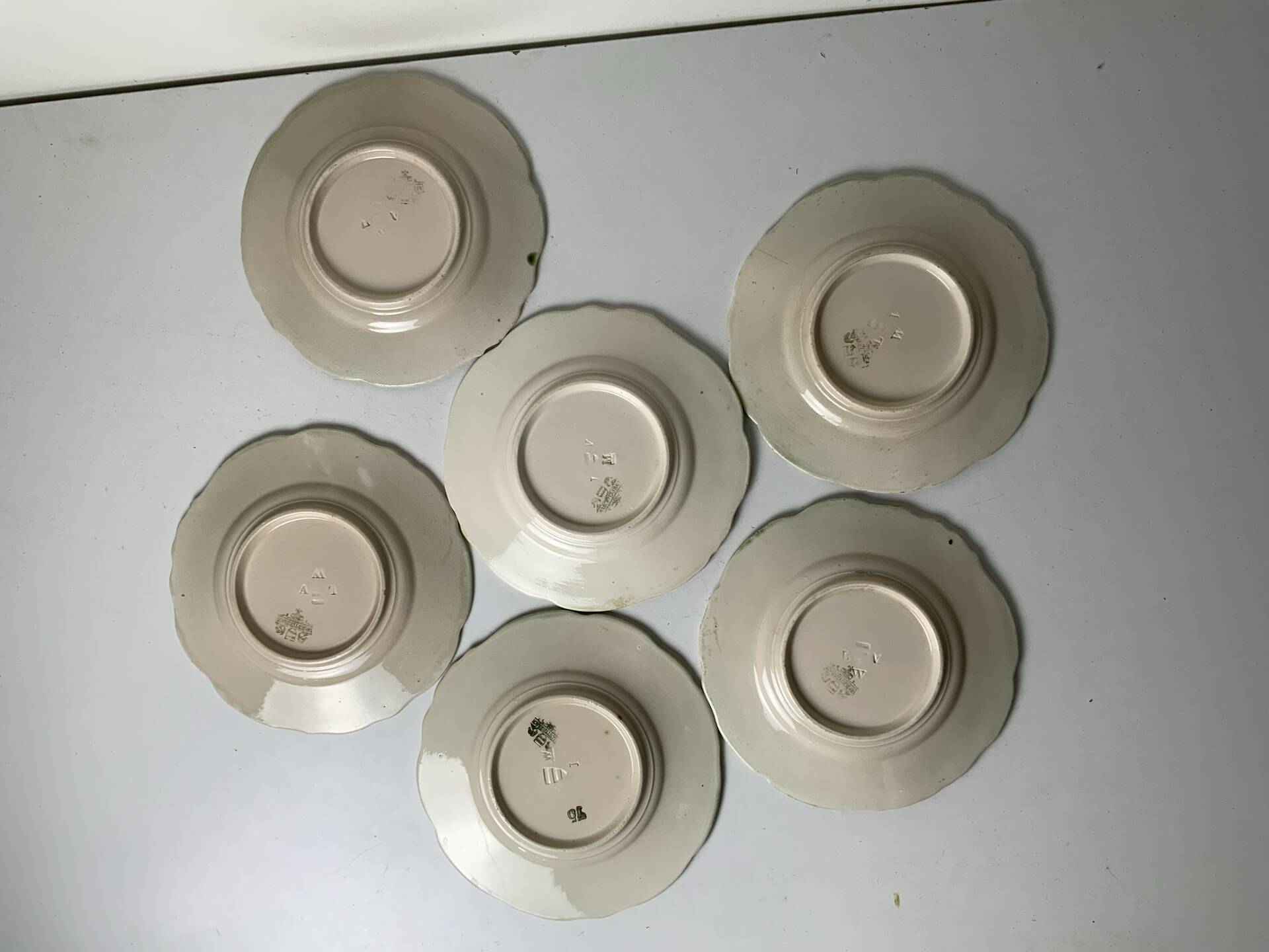 Slipware plates
