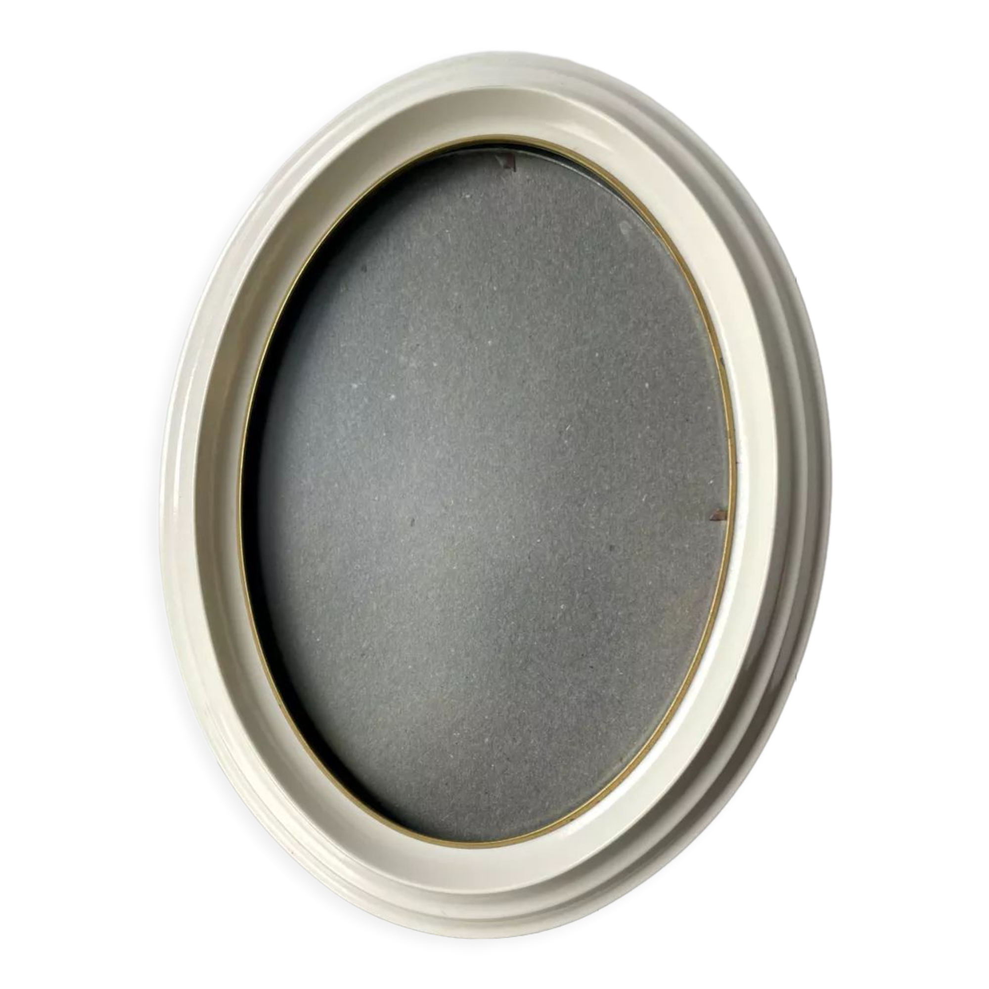 Oval bakelite vintage frame
