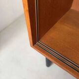 Buffet Musterring en teck des années 1960.