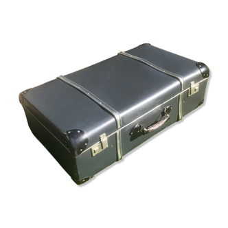 Cardboard suitcase