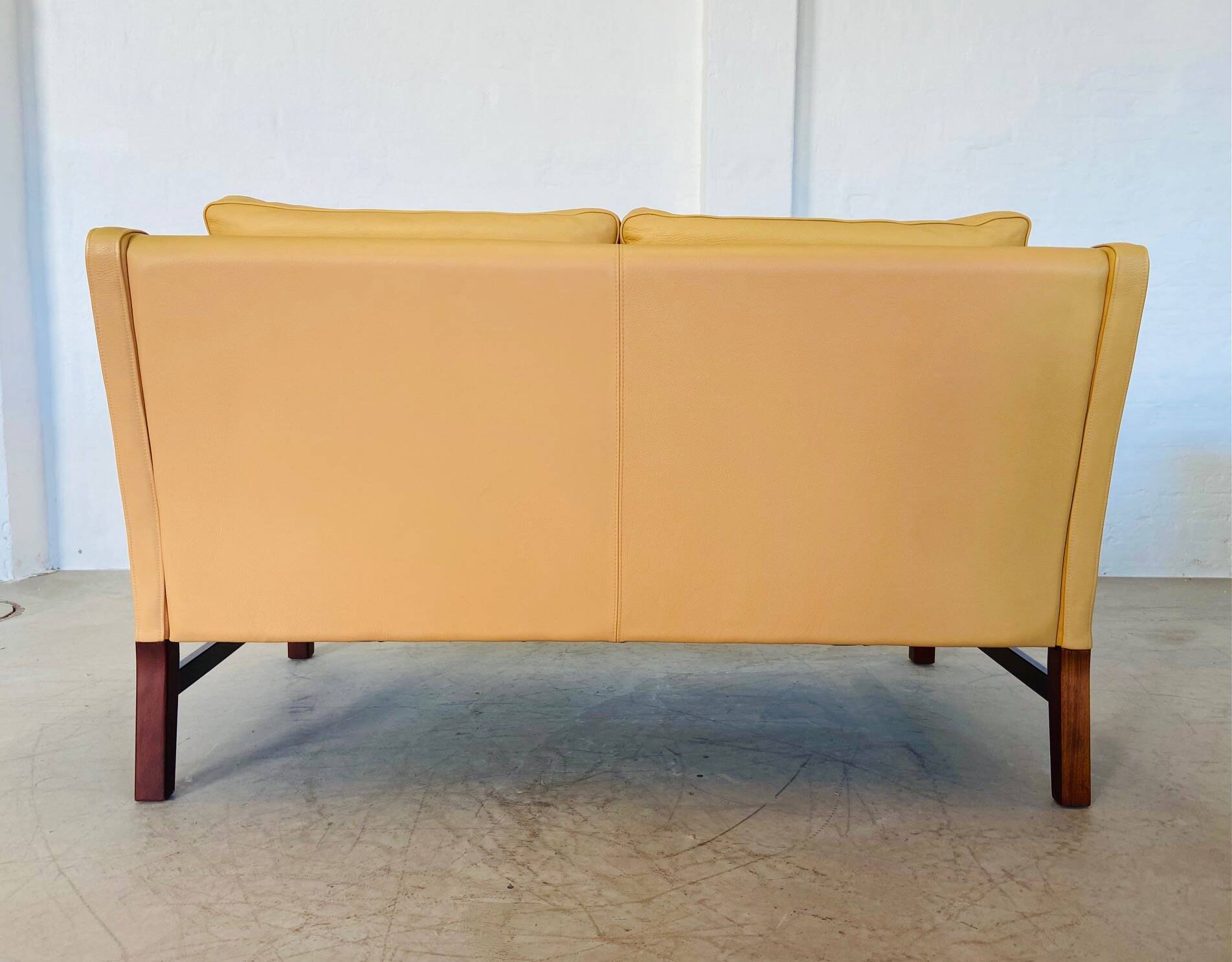 VINTAGE DANISH RETRO SKIPPER 2 PERSON SOFA IN BUTTERMILK LEATHER