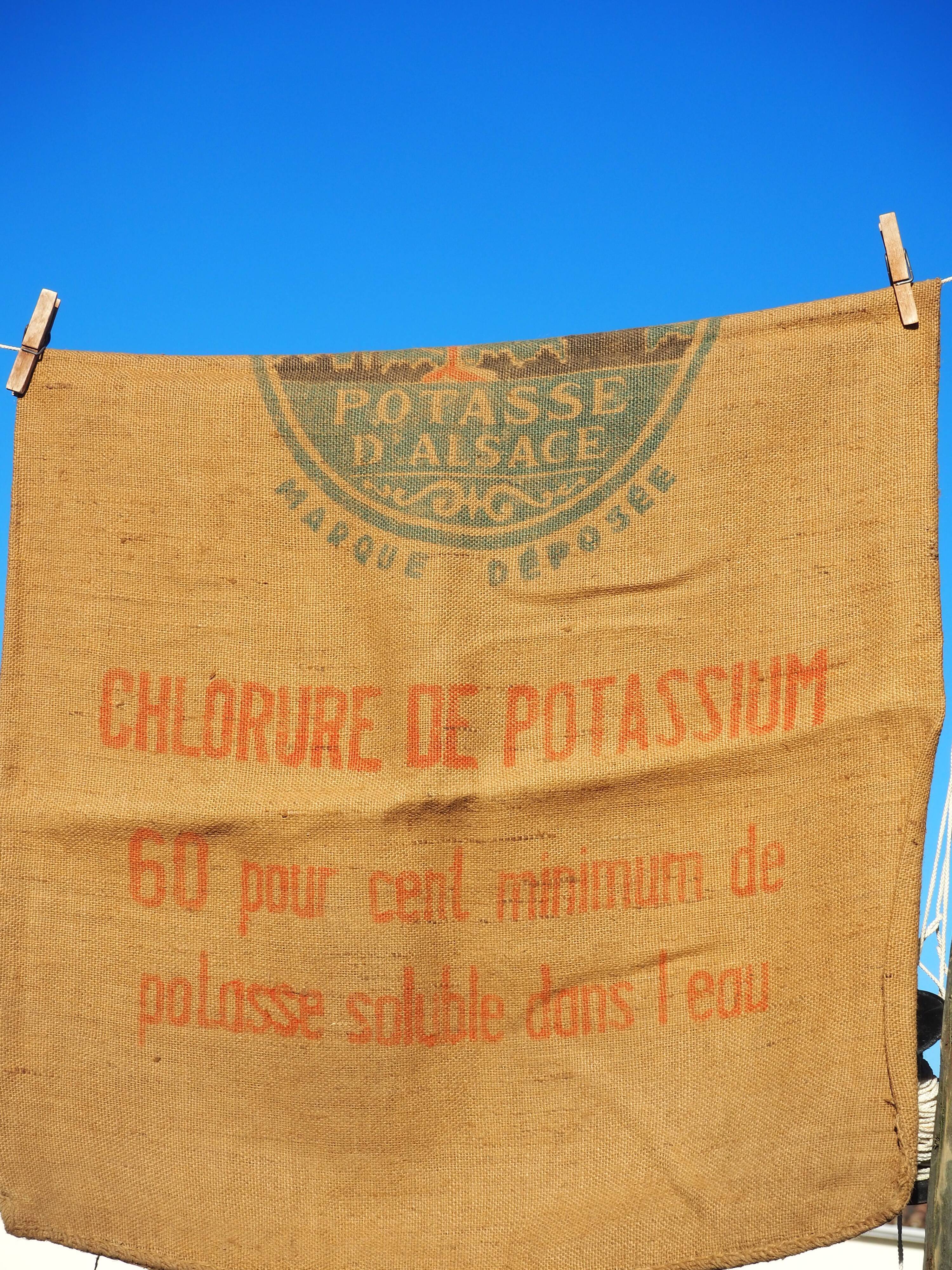 Burlap bag: "The potash of Alsace"