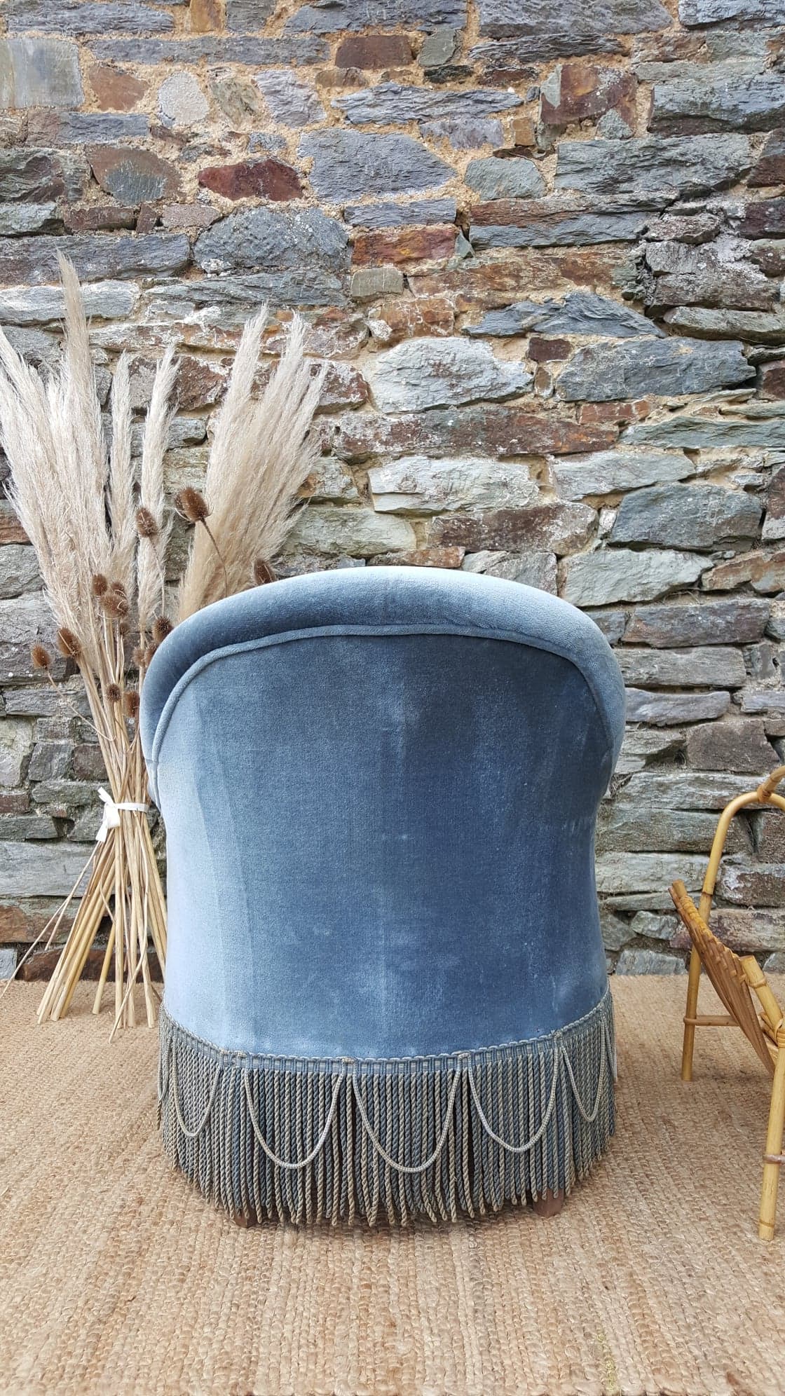 Blue toad chair