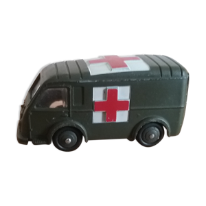 Ambulance militaire Dinky