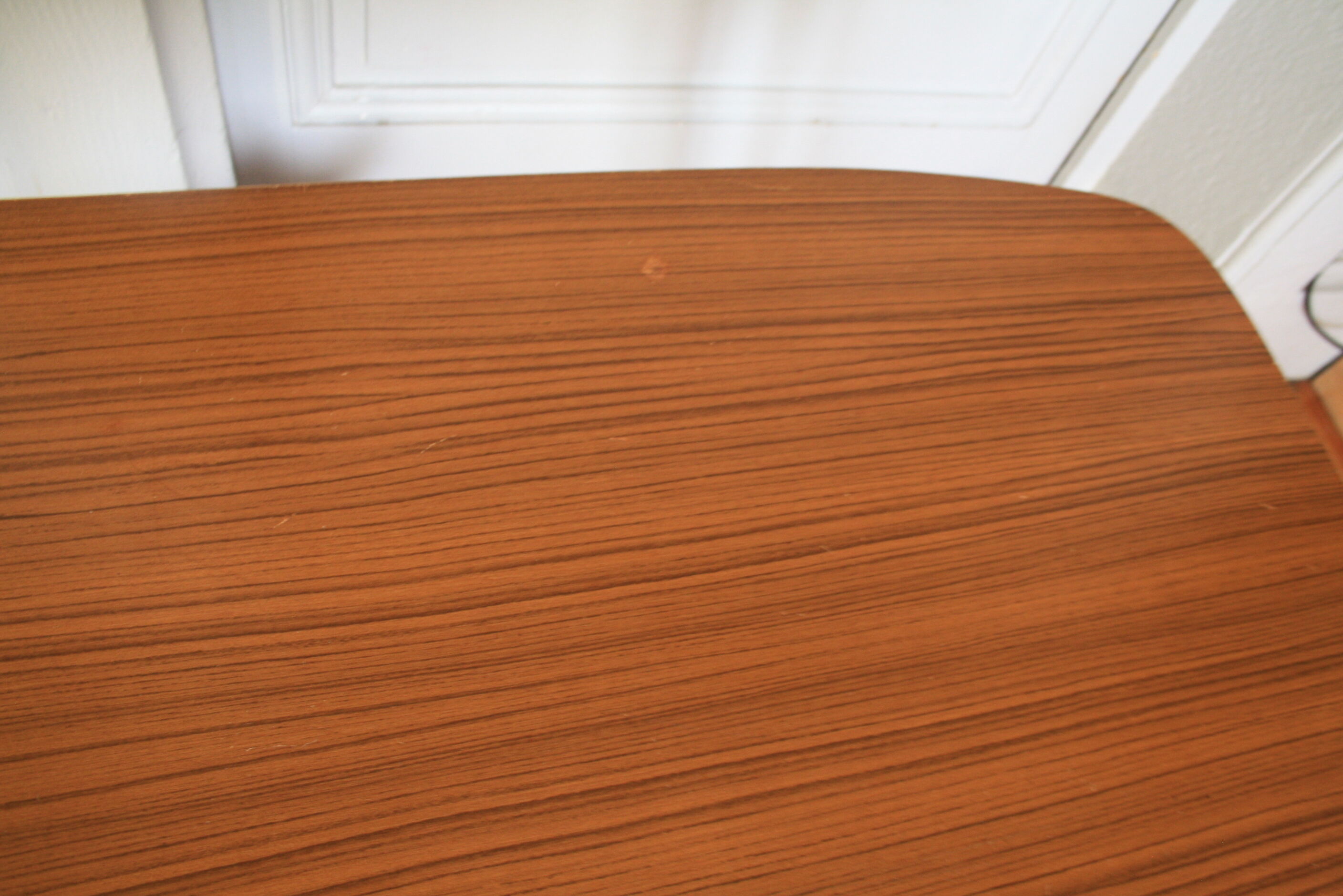 Coffee table wood compass feet