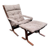 Scandinavian lounge chair
