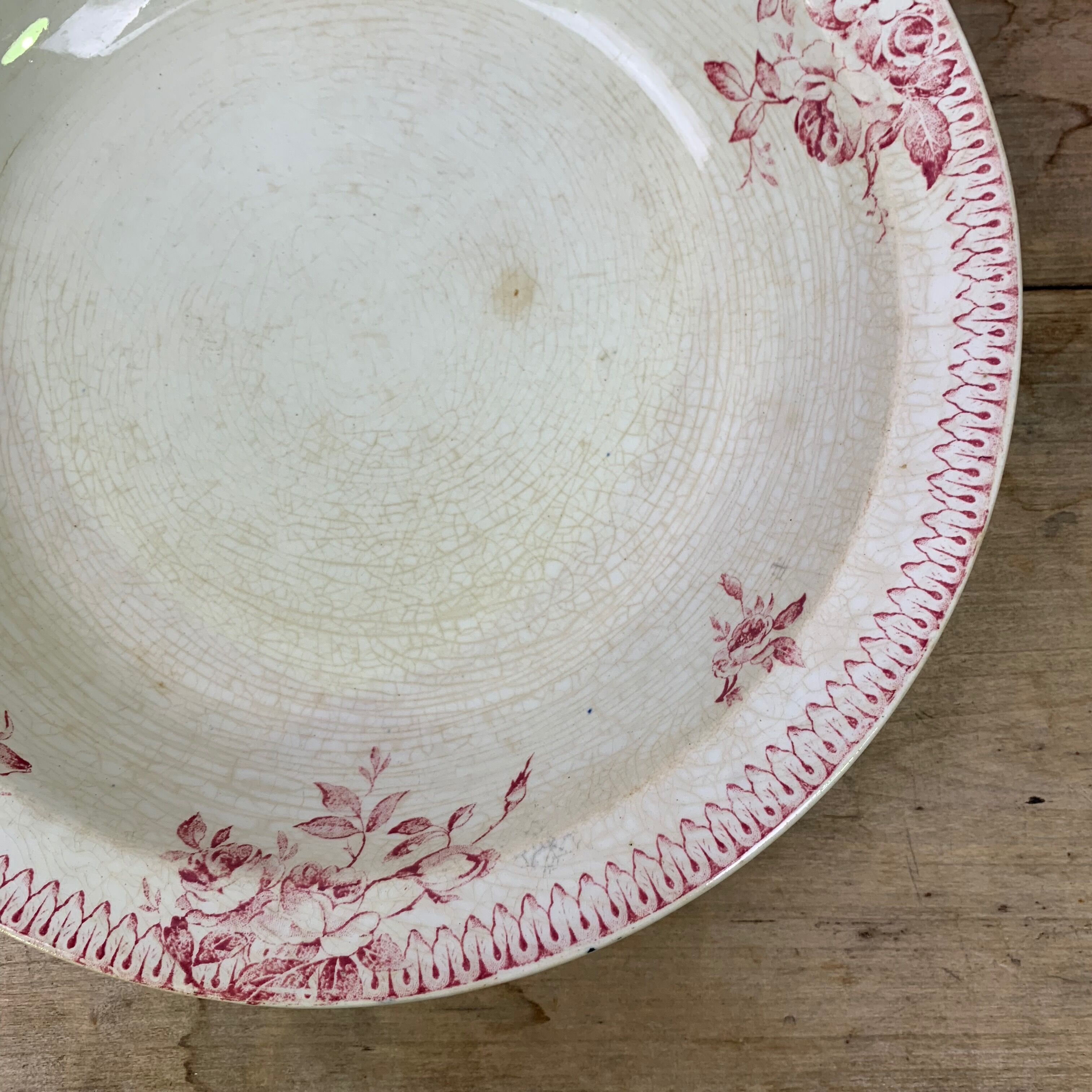 Dish porcelain Gien model Pomponnette