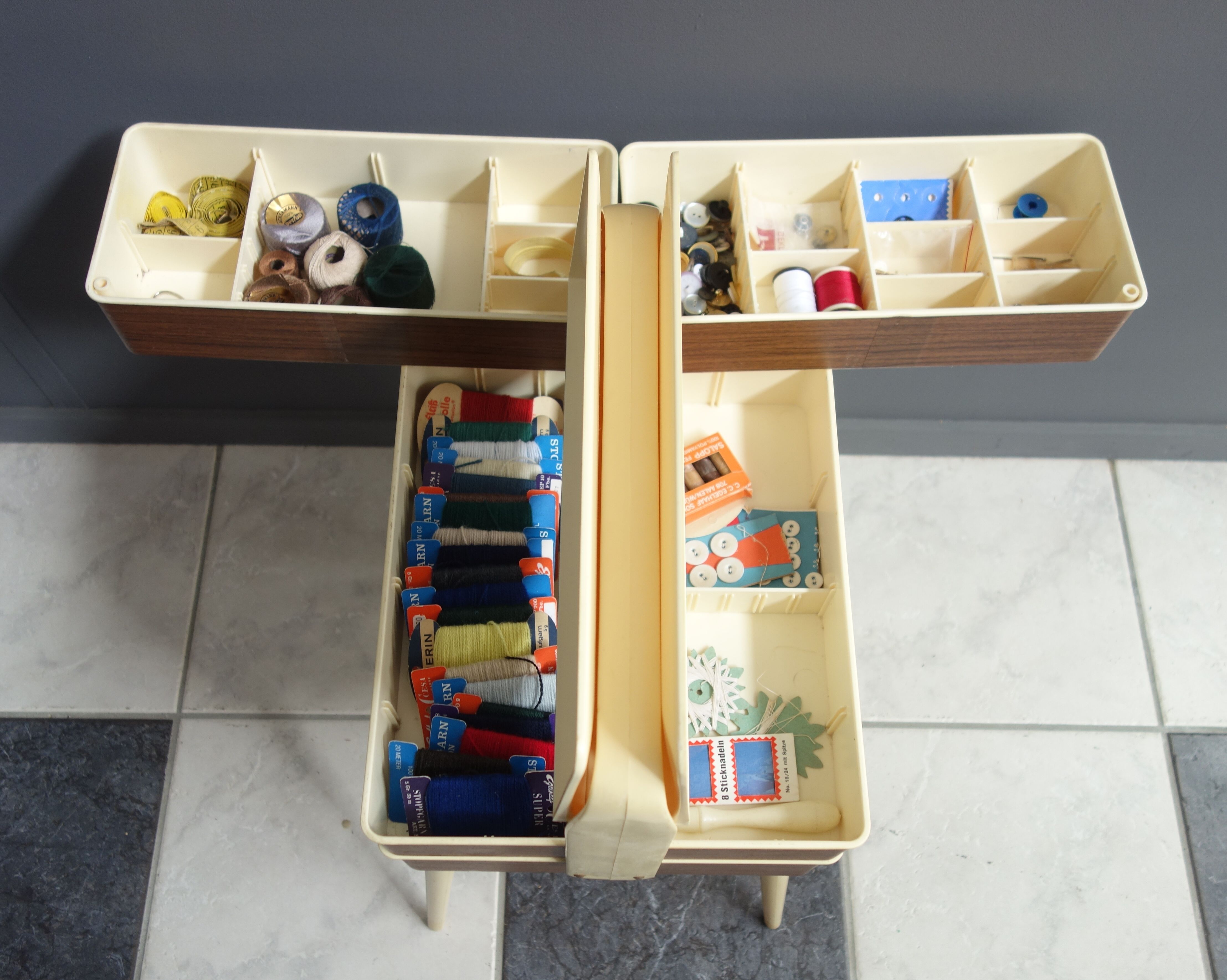Sewingbox 1960s on four legs