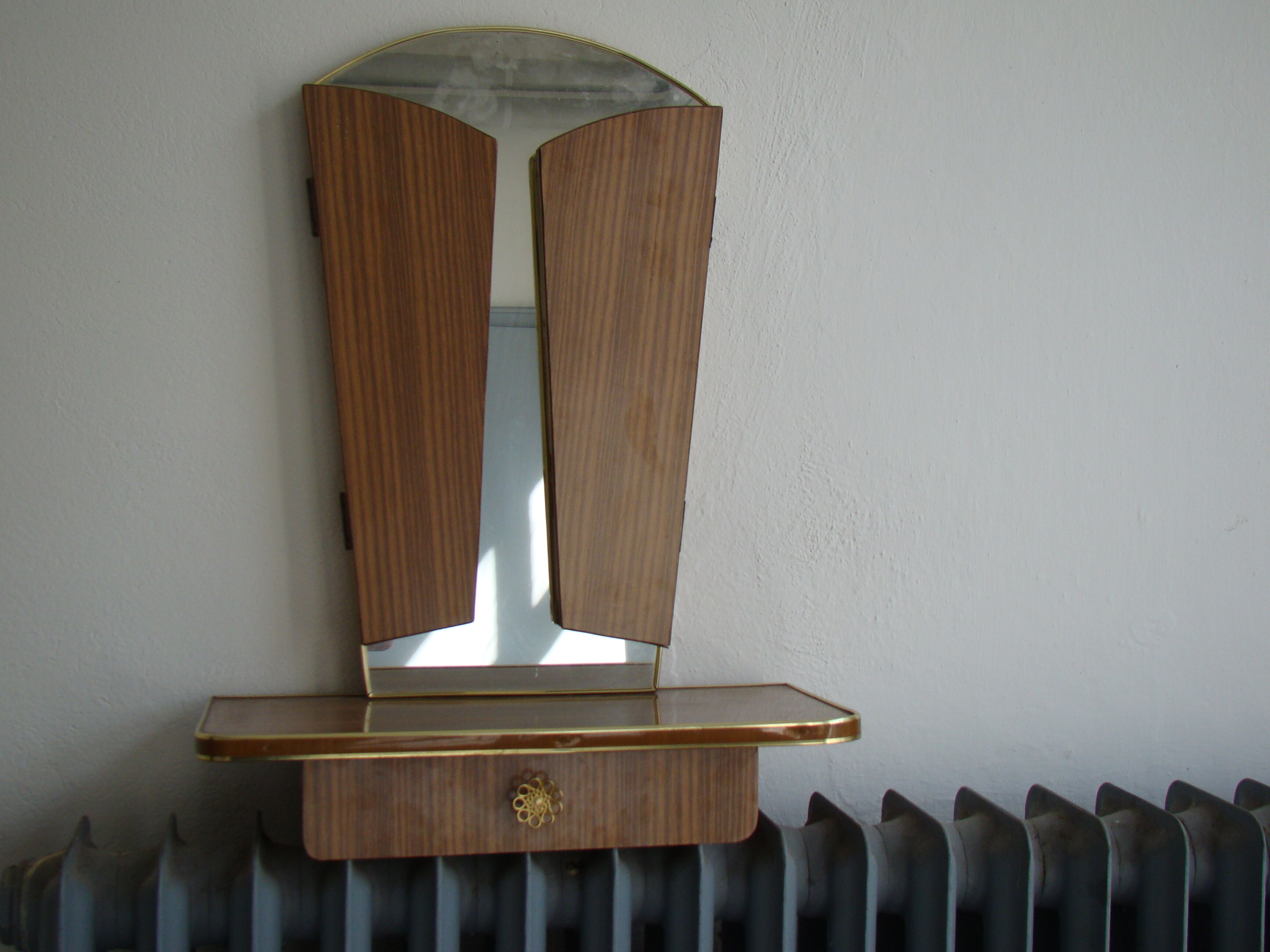 50s Wall mounted folding mirror - 60 x 60cm