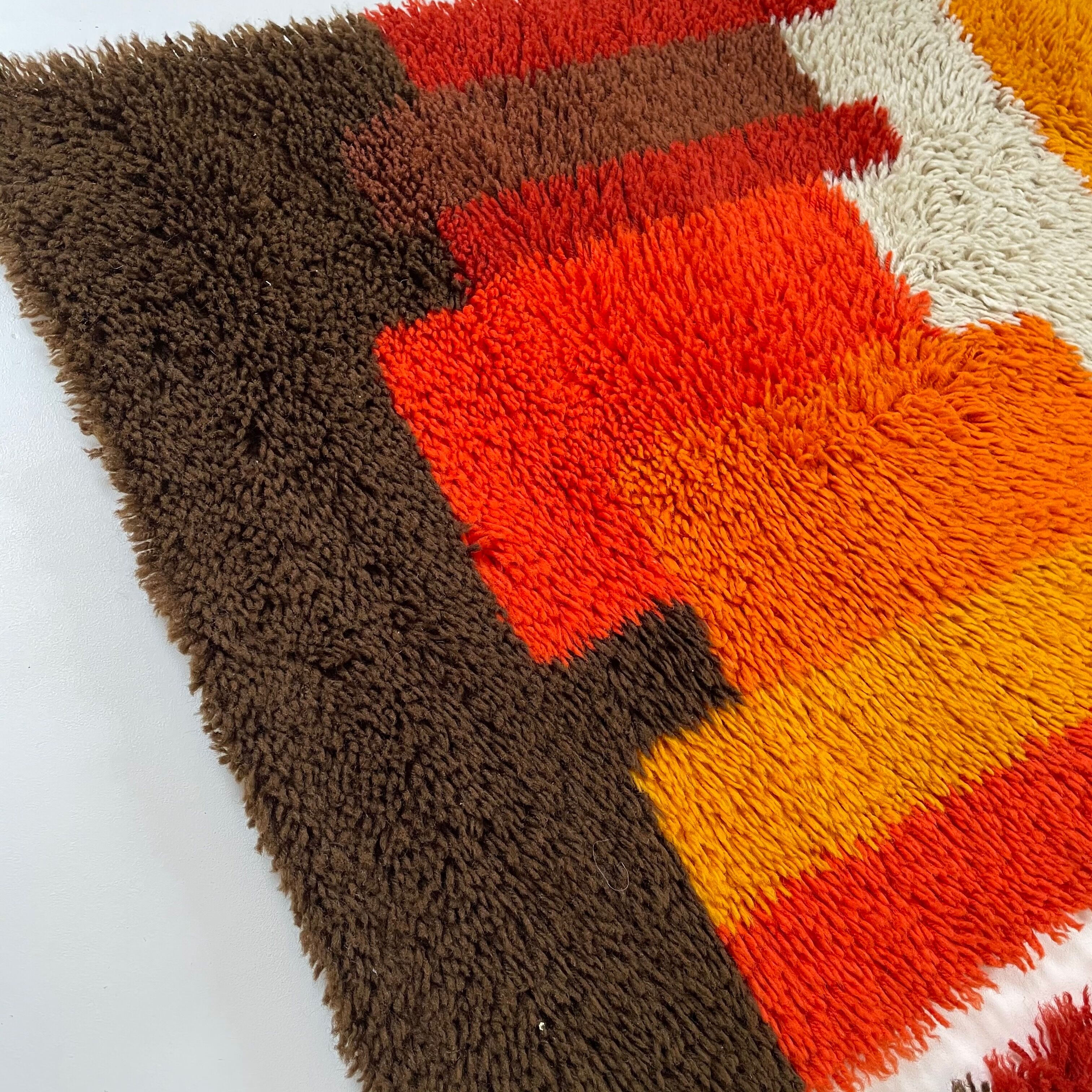 Set of 2 modernist multi-color high pile rya rug by desso, netherlands, 1970s