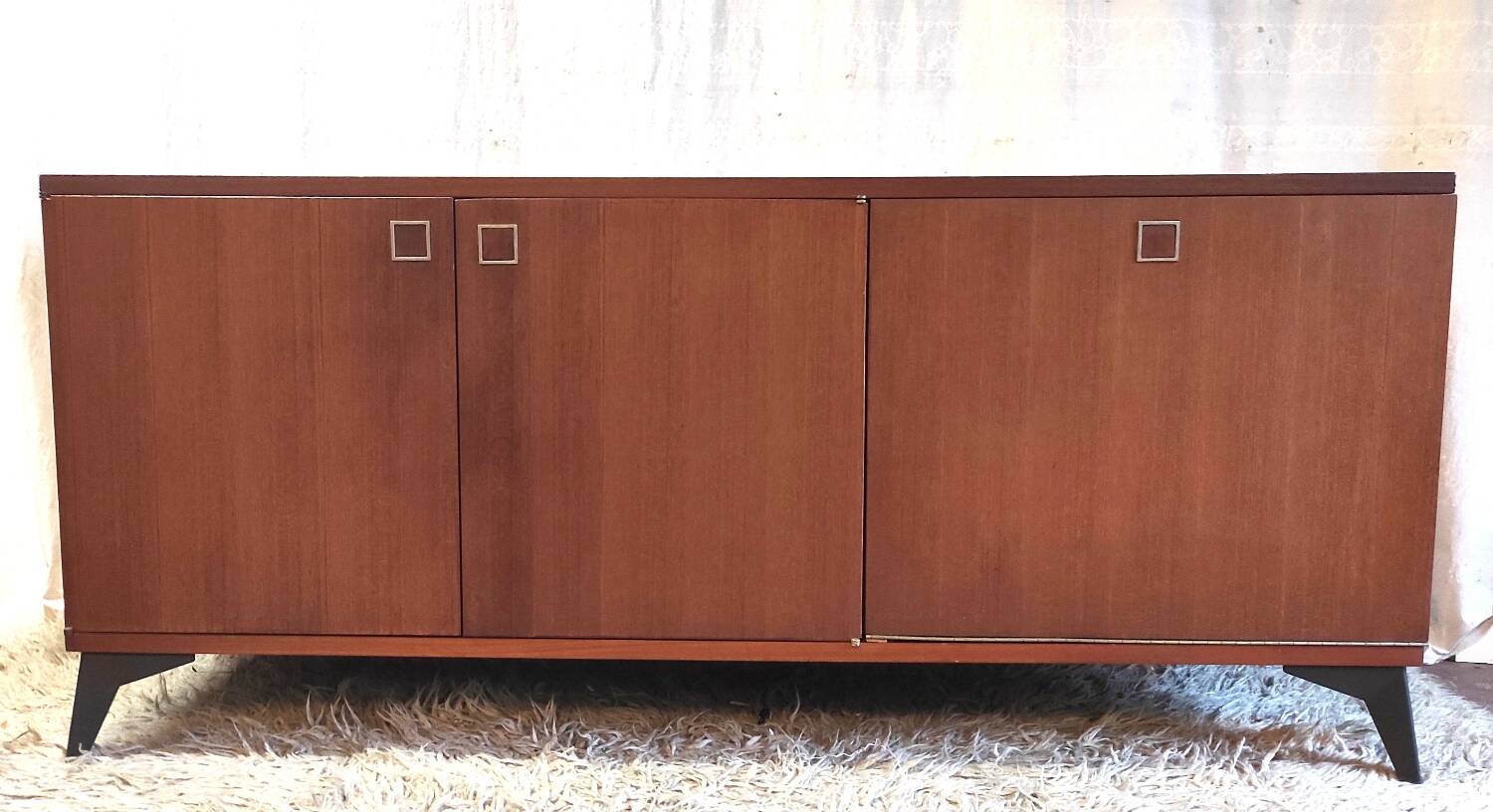 Modernist teak sideboard - mid 20th century