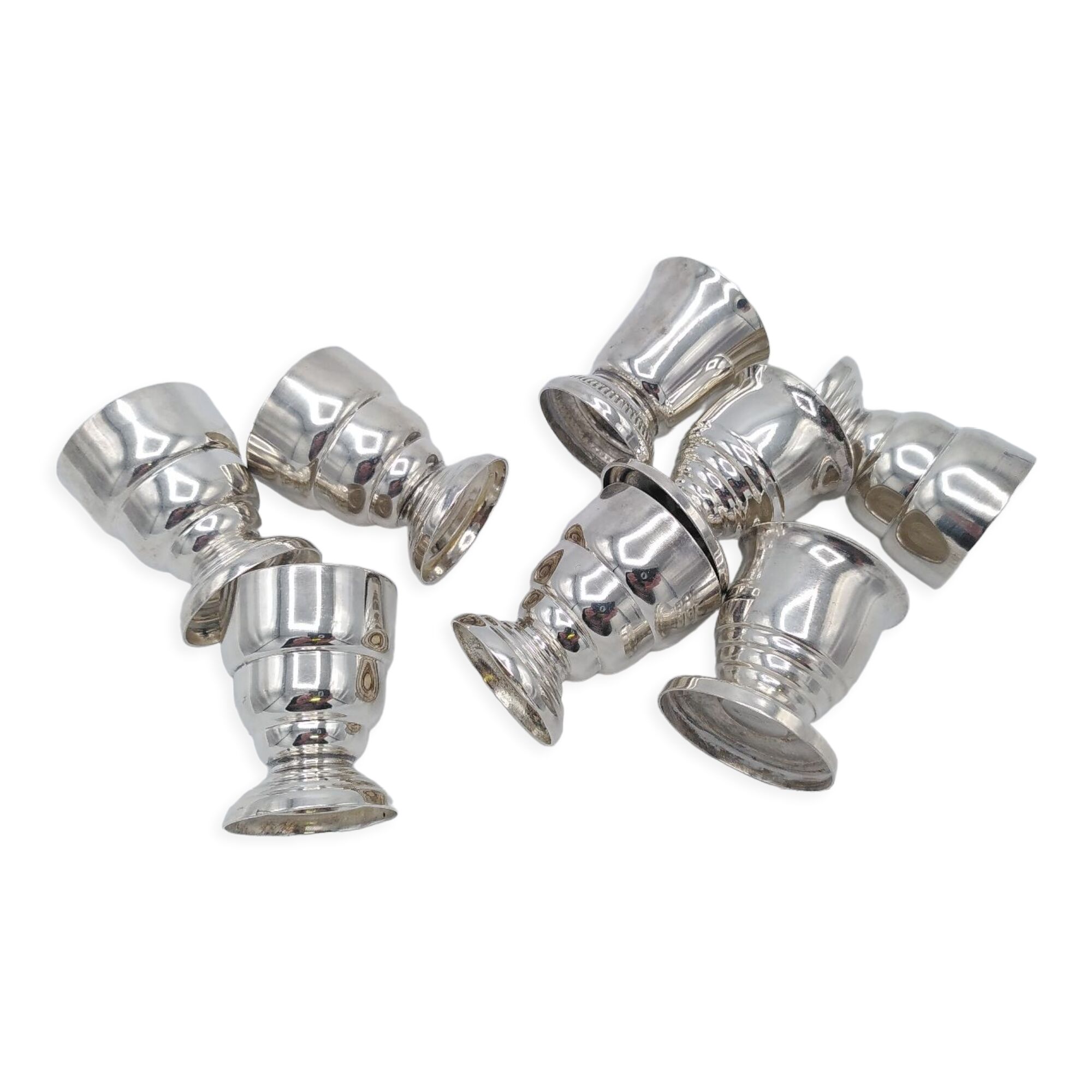8 art deco eggcups in silver metal