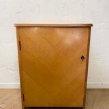 Storage cabinet