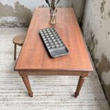 Turned leg cherry table 160cm