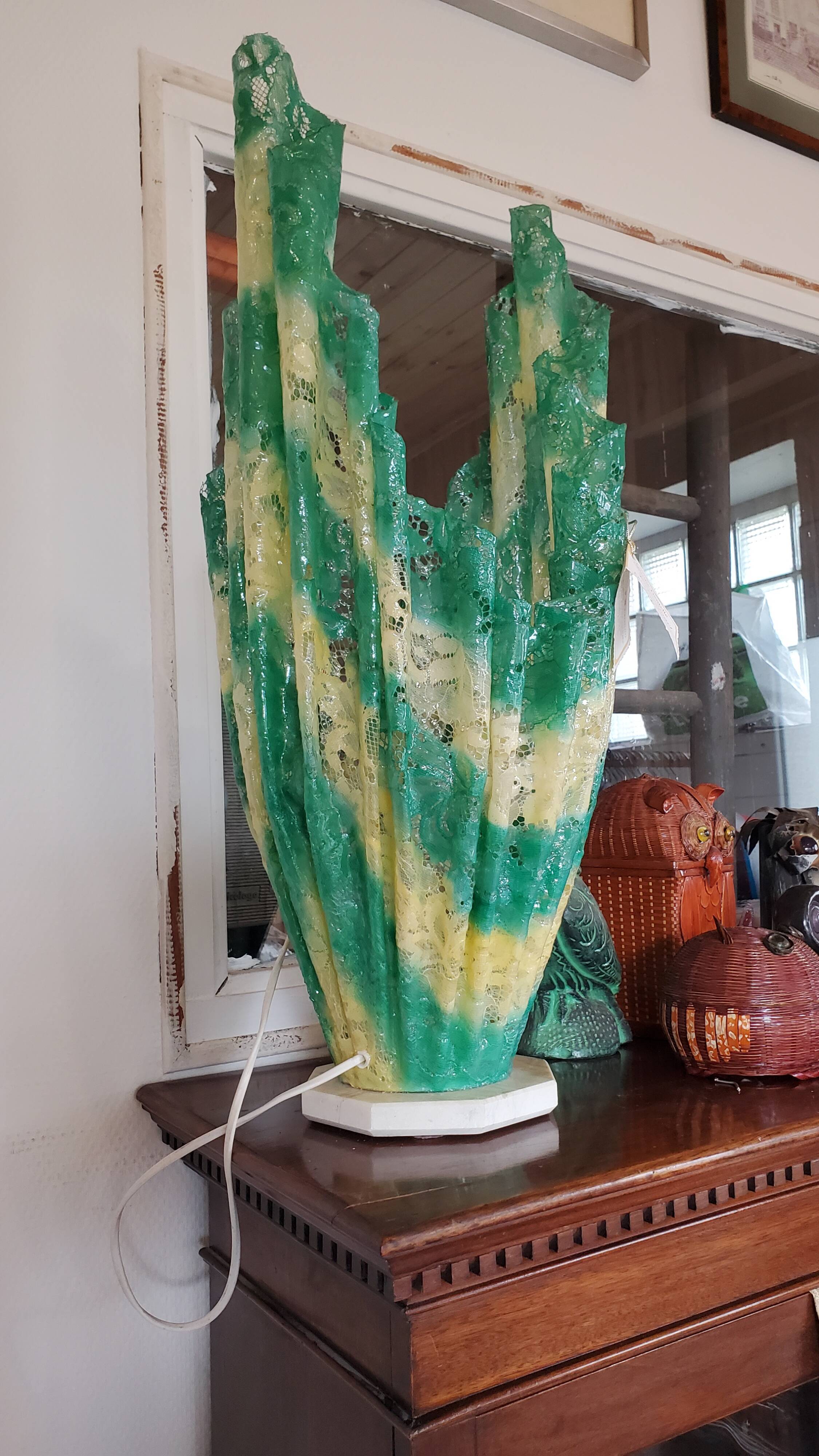 Lace lamp "Marie Stuart" XXth