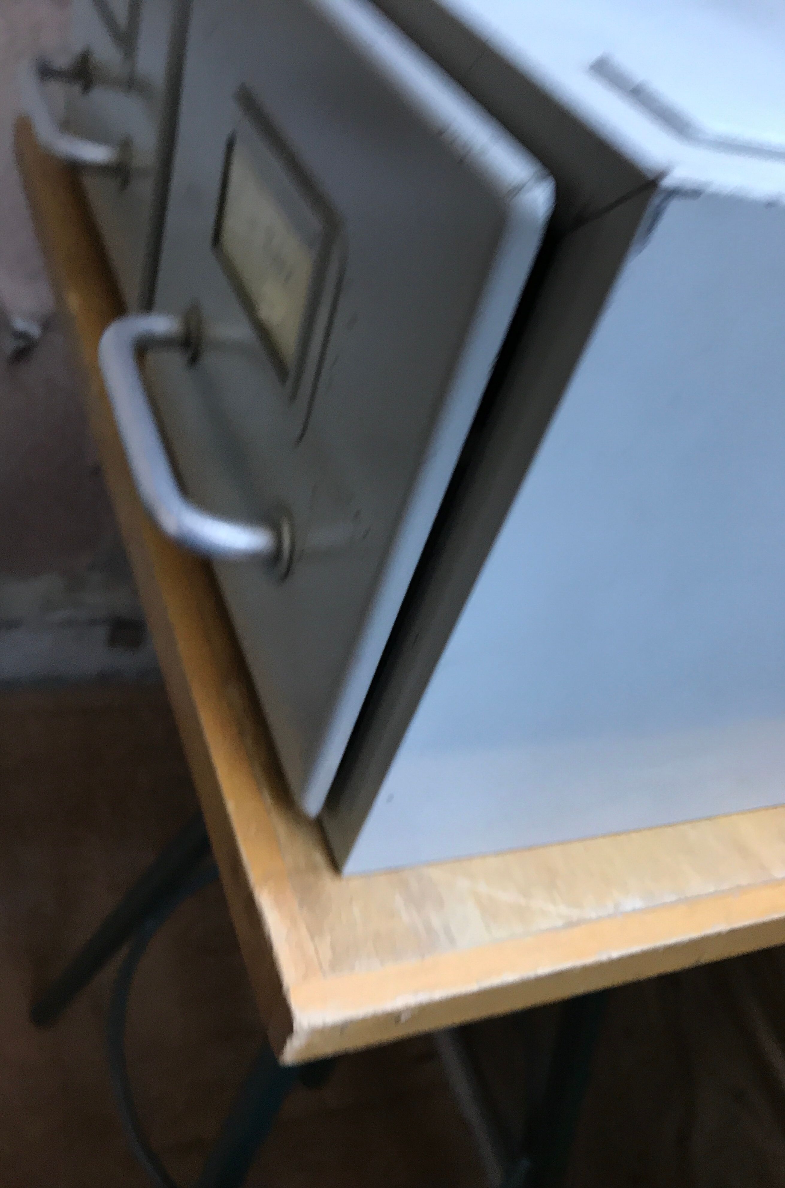 Val Rex industrial locker