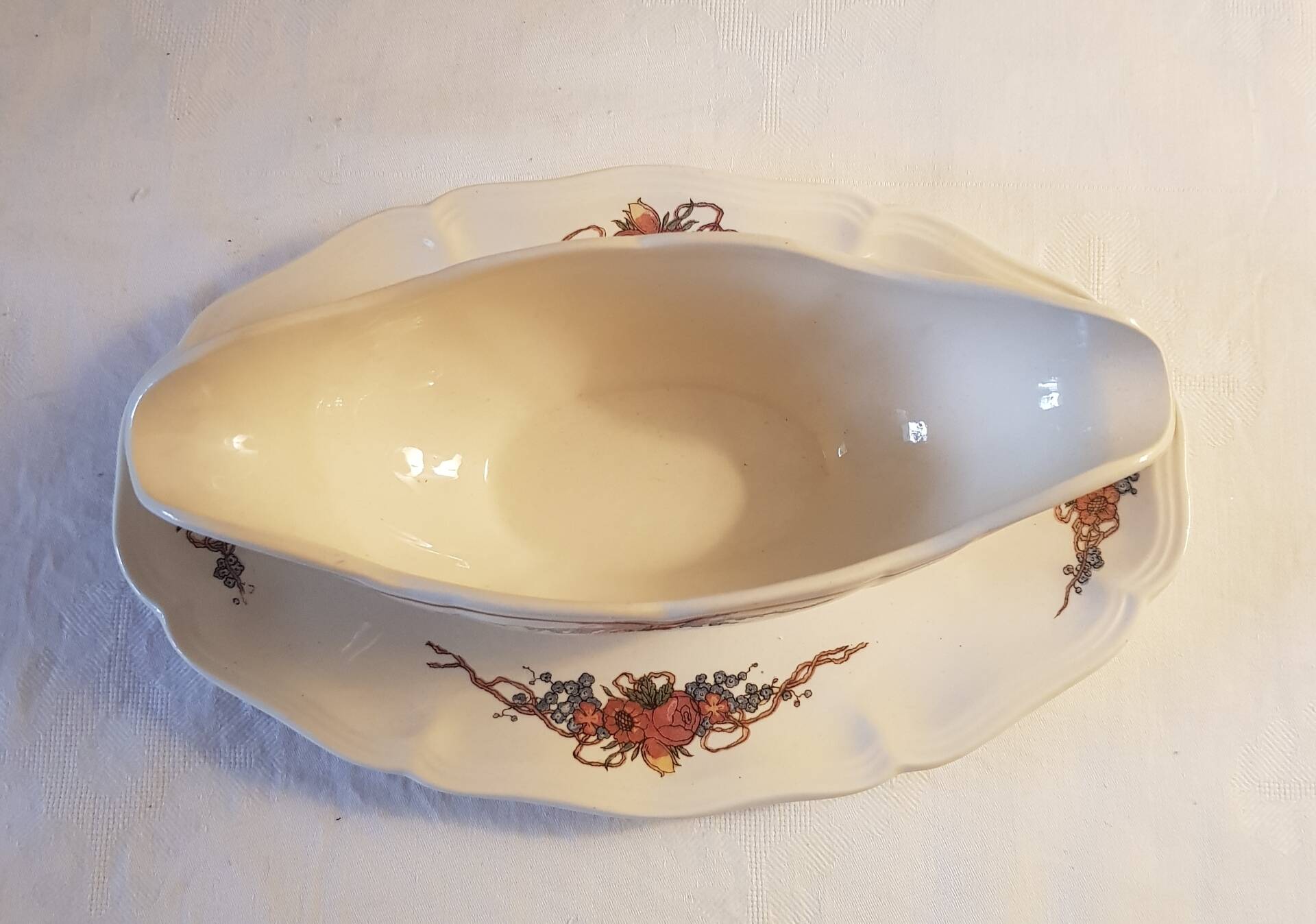 Jolie saucière en Faïence d'Obernai