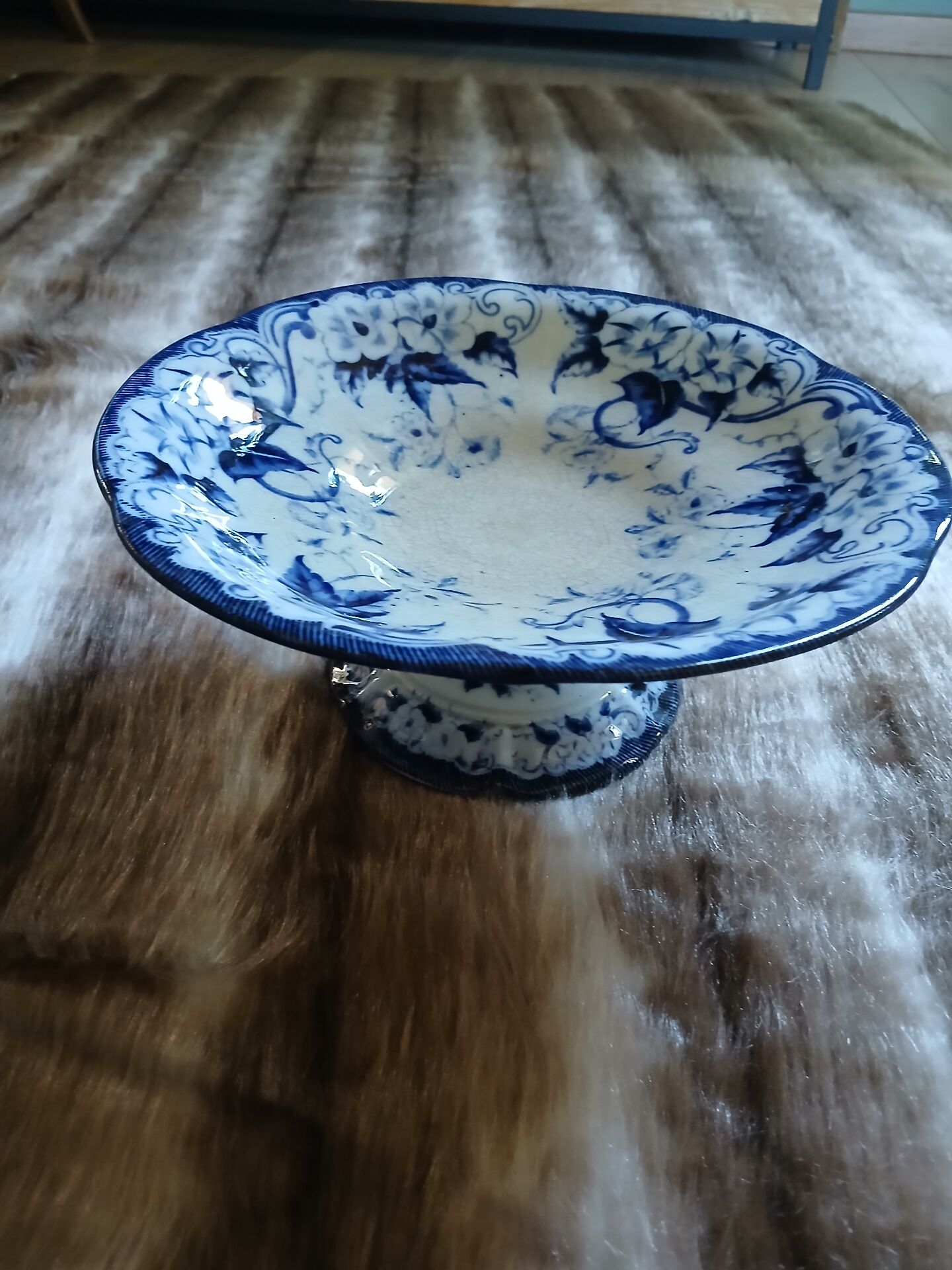 2 antique compotiers in Creil and Montereau ironstone.