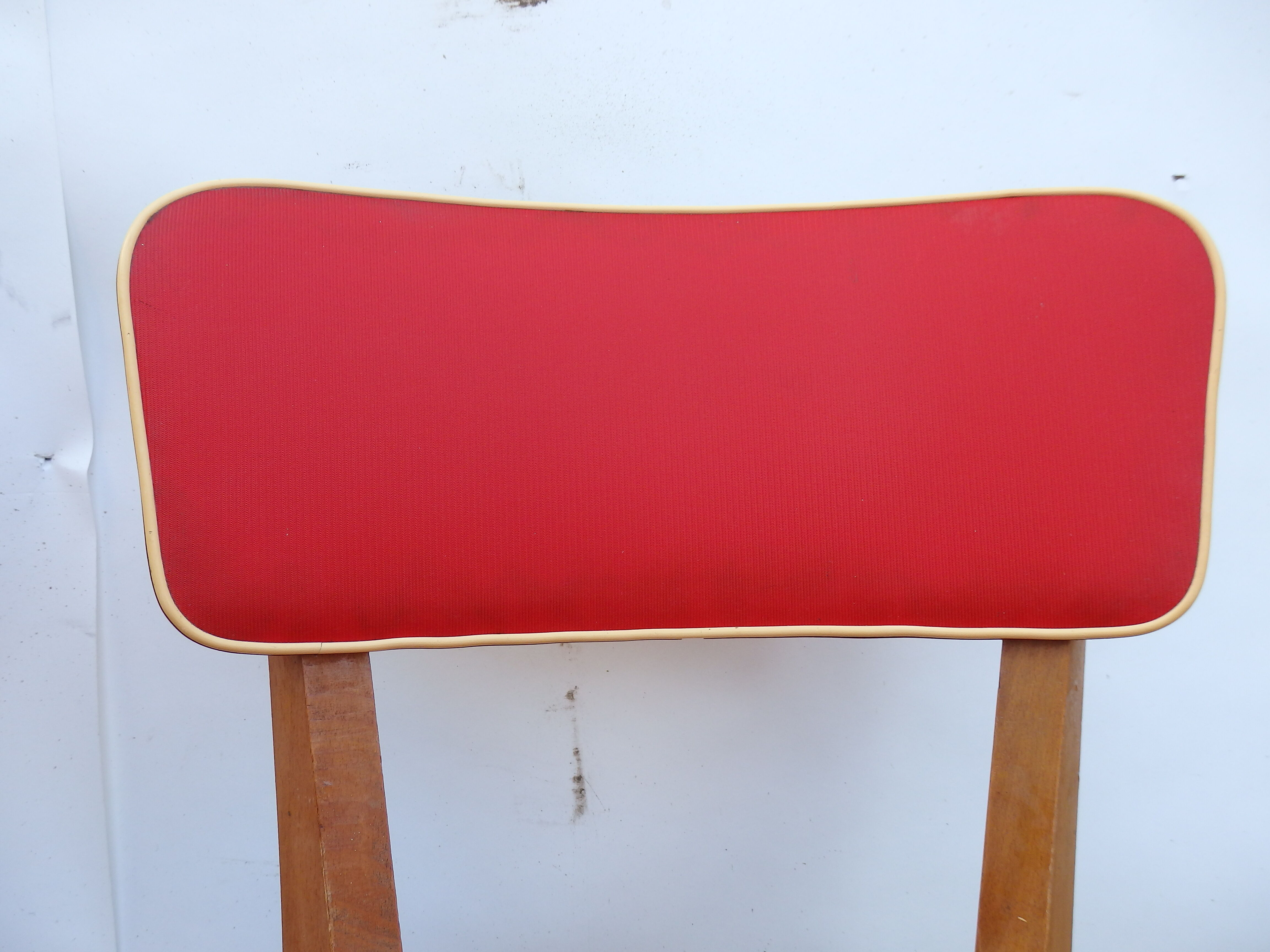 2 vintage red chairs